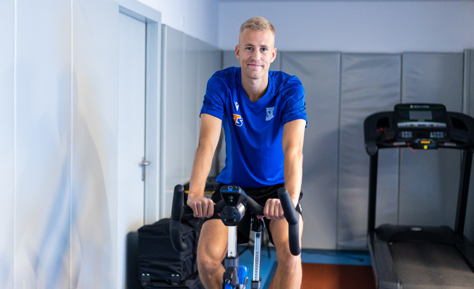 Lech Poznań o krok od transferu środkowego obrońcy. Piłkarz jest już na testach medycznych