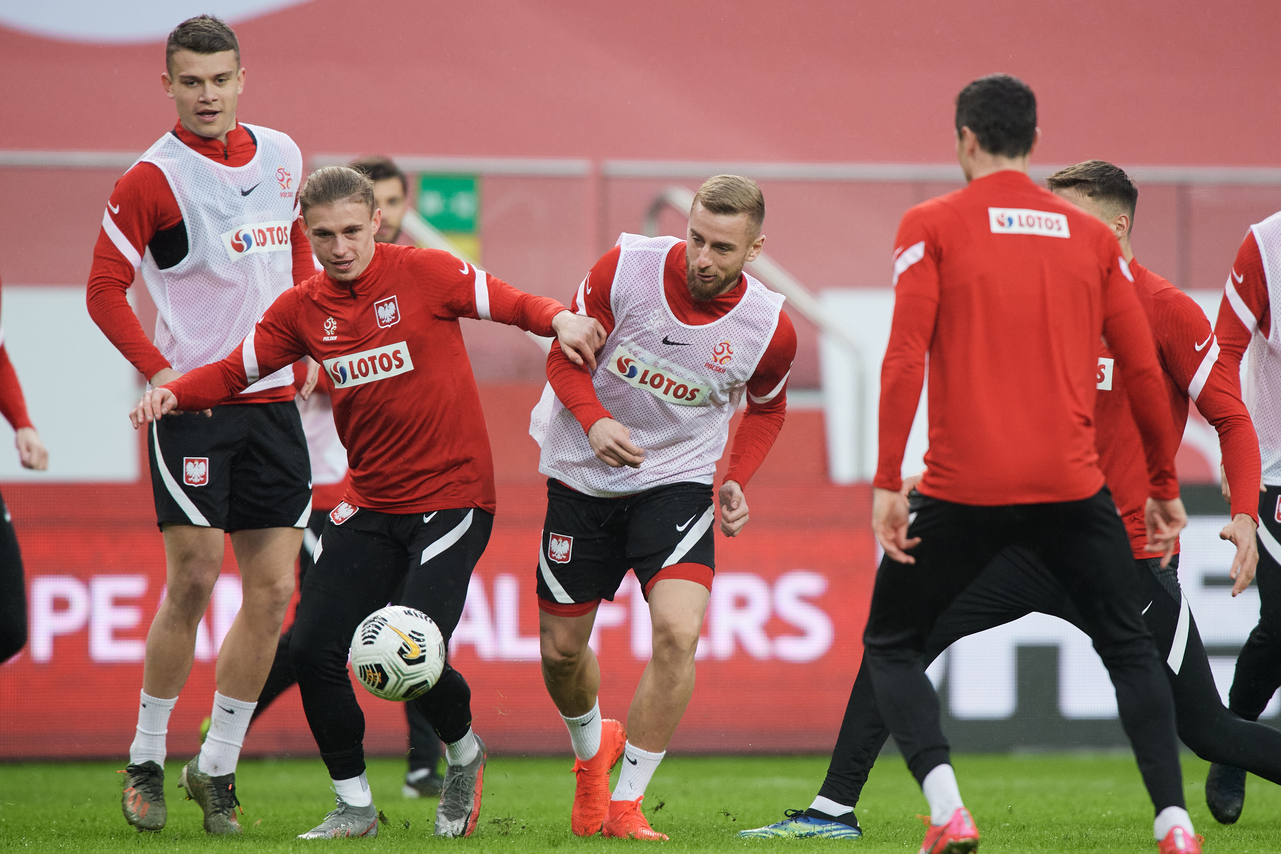 Legia Warszawa dopięła gigantyczne wzmocnienie. Reprezentant Polski podpisał kontrakt