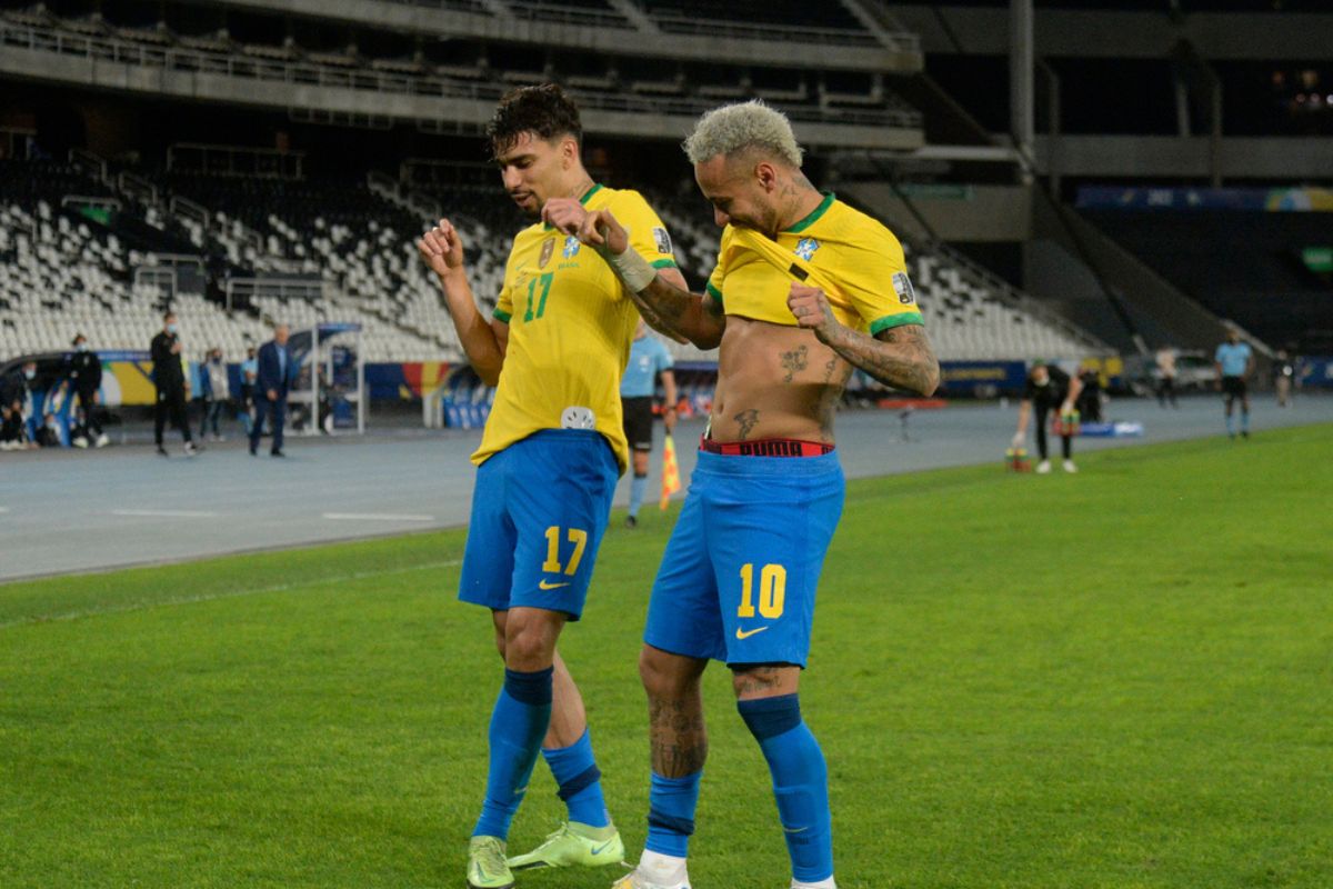 Brazylijski "magik" w City? Chelsea wchodzi na grubo, plany "Barcy", ciekawie w Serie A [PRZEGLĄD TRANSFEROWY]