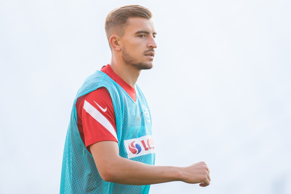 Kolejna porażka transferowa Lecha Poznań. Mistrz Polski poddał się ws. Michała Helika