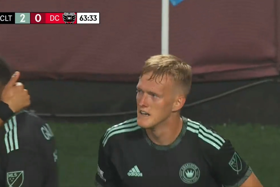 Karol Świderski z kolejnym golem w MLS! Strzelił drużynie Wayne'a Rooney'a [WIDEO]