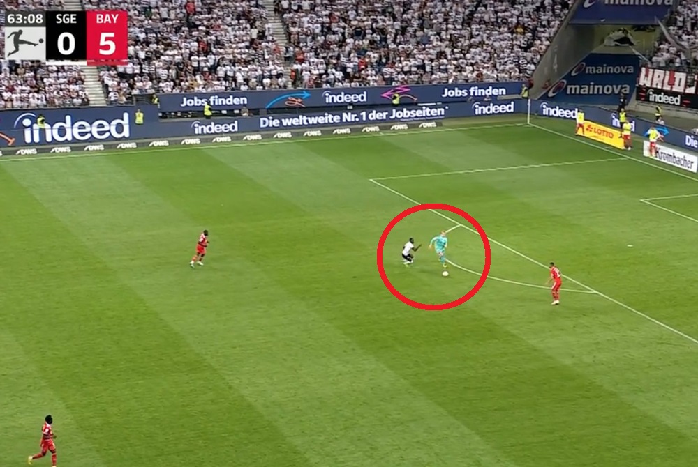 Kompromitujący błąd Manuela Neuera! Bayern stracił gola przez swojego kapitana [WIDEO]