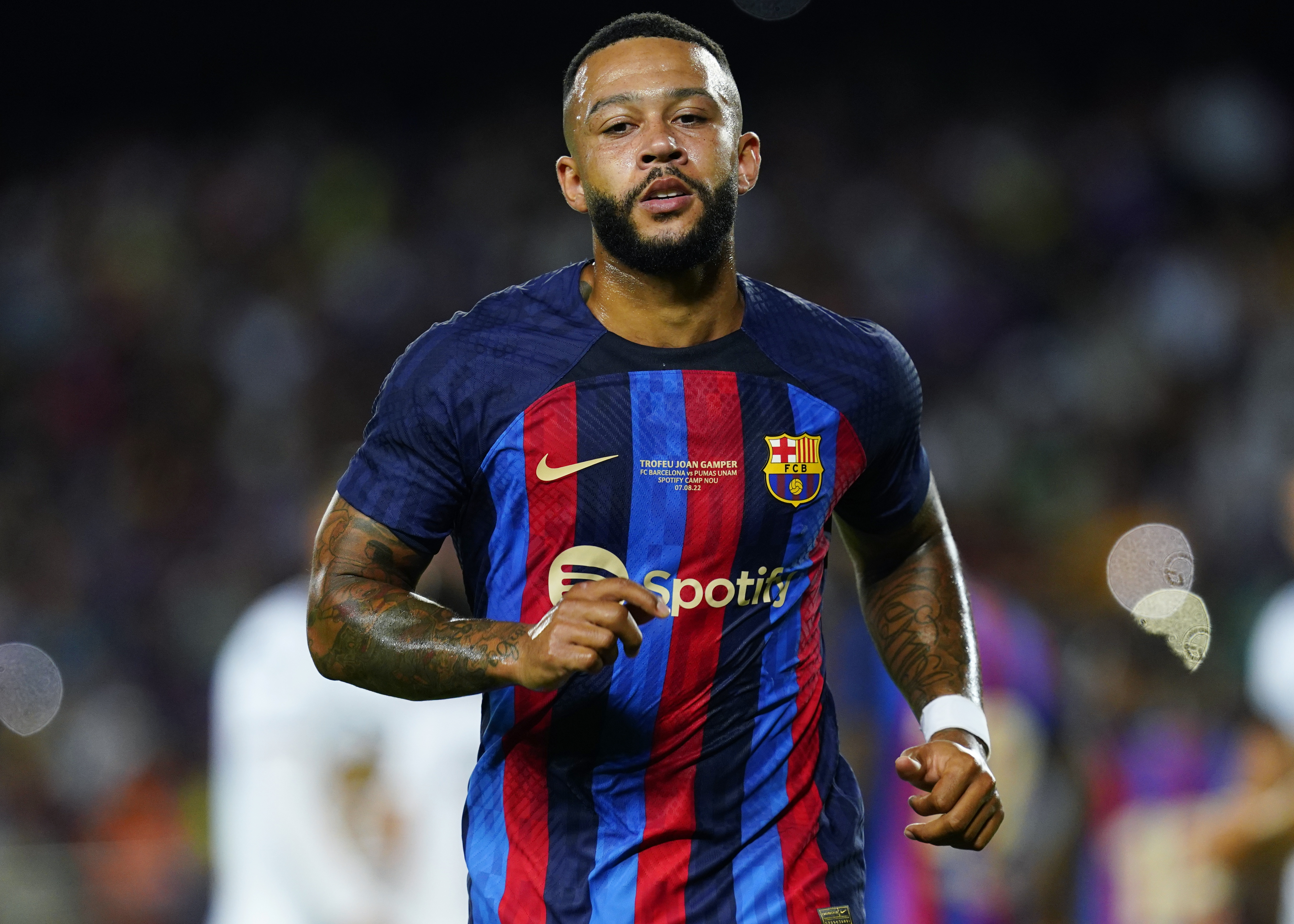 Memphis Depay zmienił numer w Barcelonie. Jest oficjalne potwierdzenie