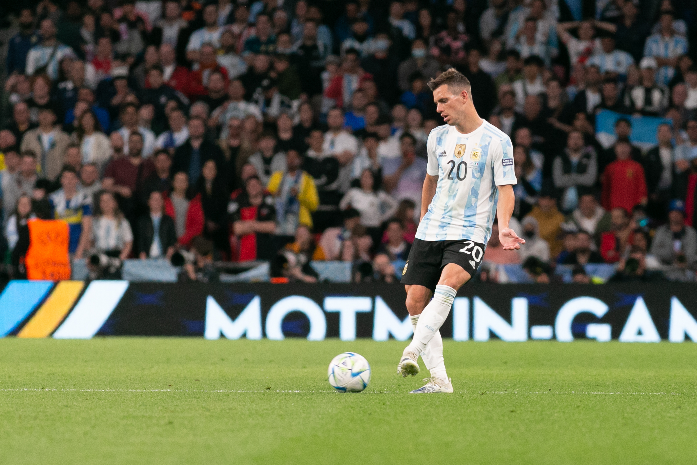 Spore wzmocnienie półfinalisty Ligi Mistrzów. Wypożyczono pomocnika z Premier League