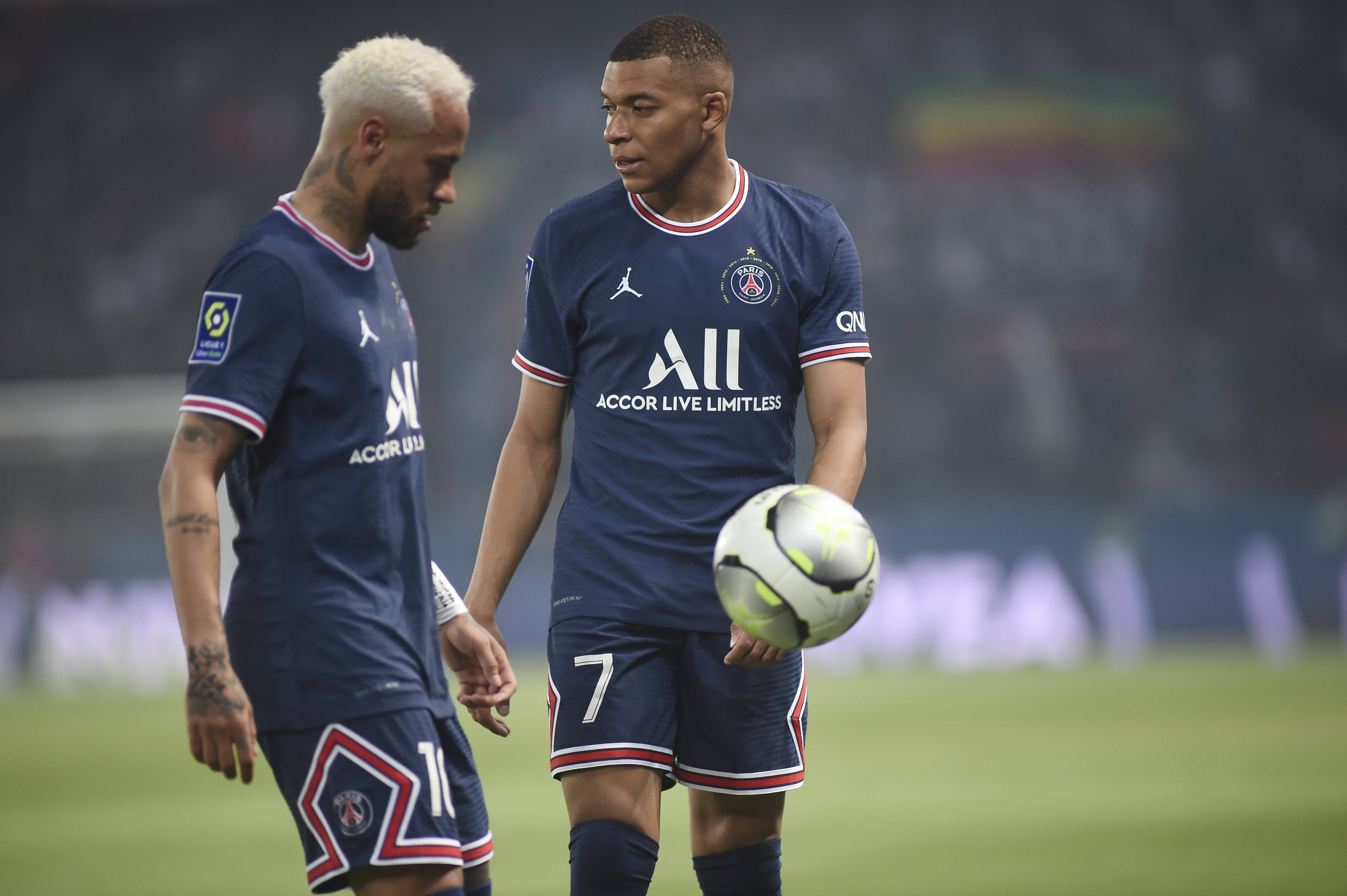 Mbappe i Neymar "na dywaniku". Luis Campos chciał wyjaśnić scysję między gwiazdami PSG