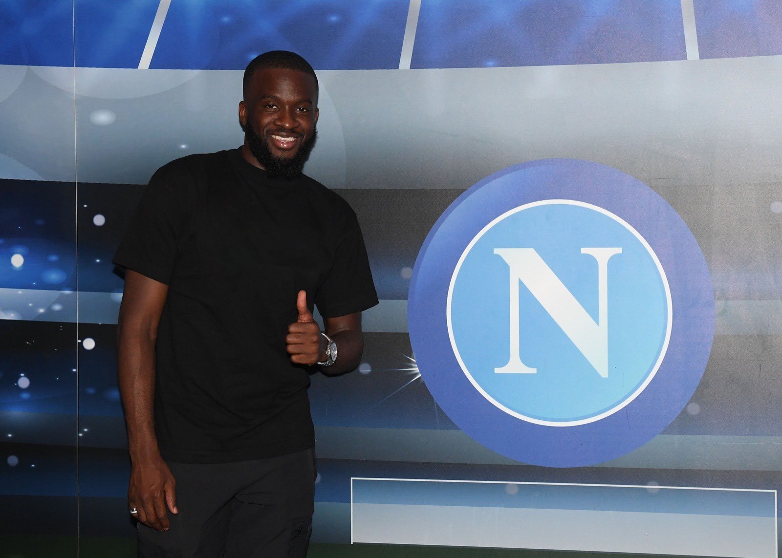 Napoli potwierdziło kolejny transfer. Piotr Zieliński będzie miał rywala