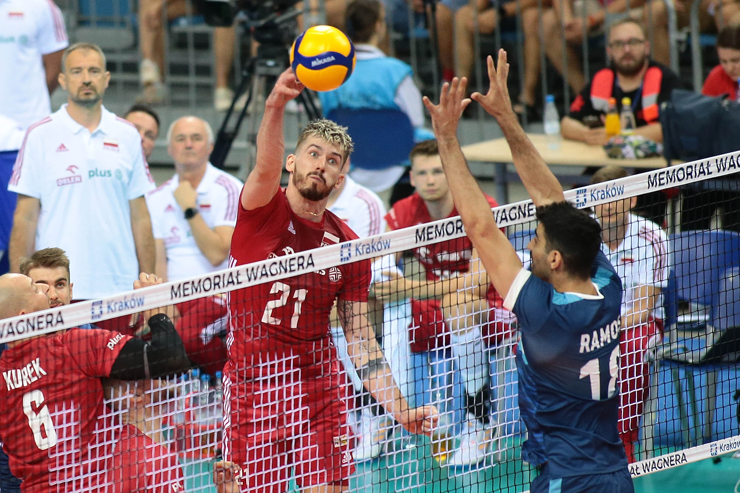 Polscy siatkarze w coraz lepszej formie! Pewna wygrana z medalistami olimpijskimi