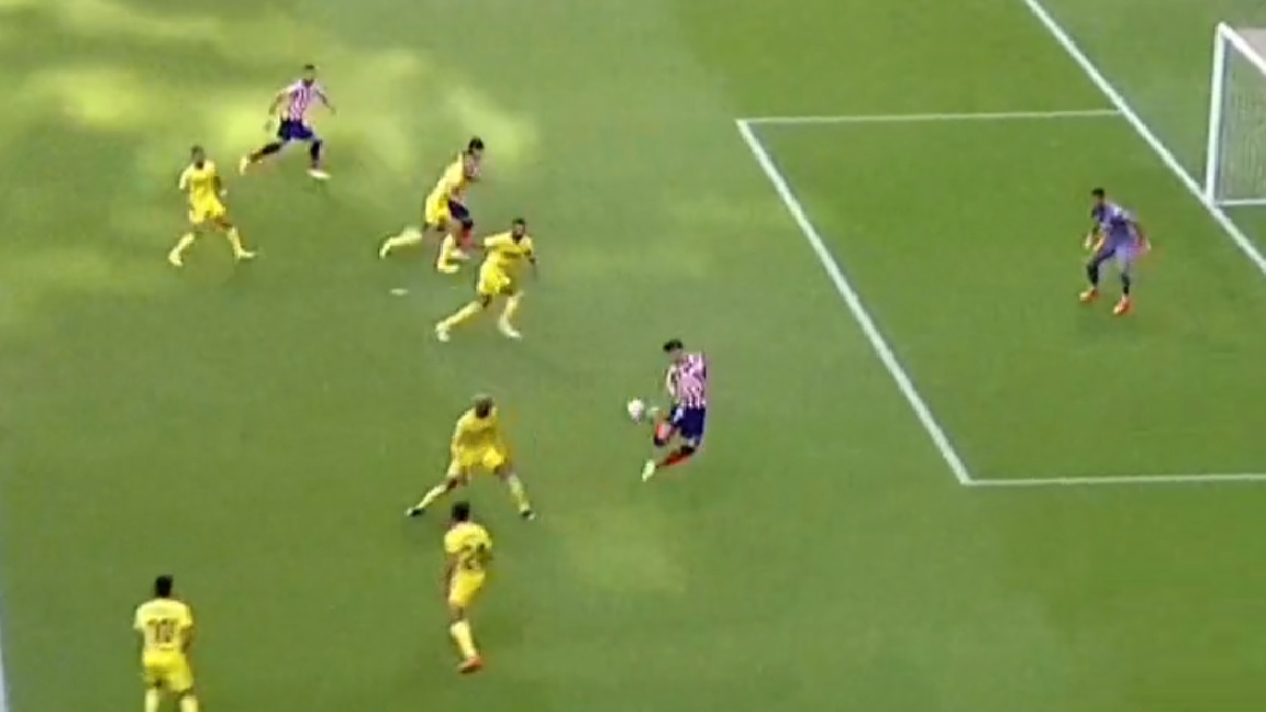 Atletico gorsze od Villarrealu. Świetne zagranie Moraty zatrzymane przez bramkarza [WIDEO]