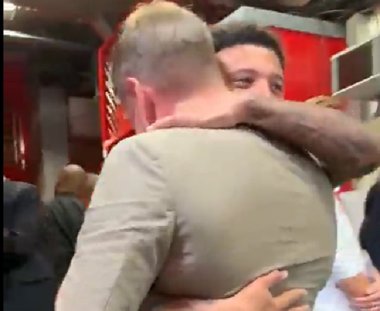Piękna reakcja Jadona Sancho na widok Łukasza Piszczka. Anglik nie zapomniał. "Jak się masz?" [WIDEO]