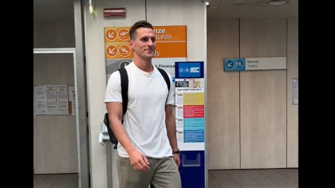 Arkadiusz Milik już w Turynie. Juventus potwierdził rychły transfer Polaka [WIDEO]