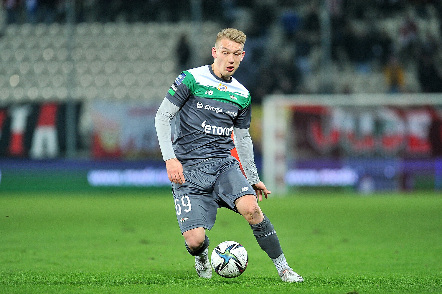 Lechia Gdańsk oddaje piłkarza na wypożyczenie. Talent zagra w Fortuna I Lidze [NASZ NEWS]