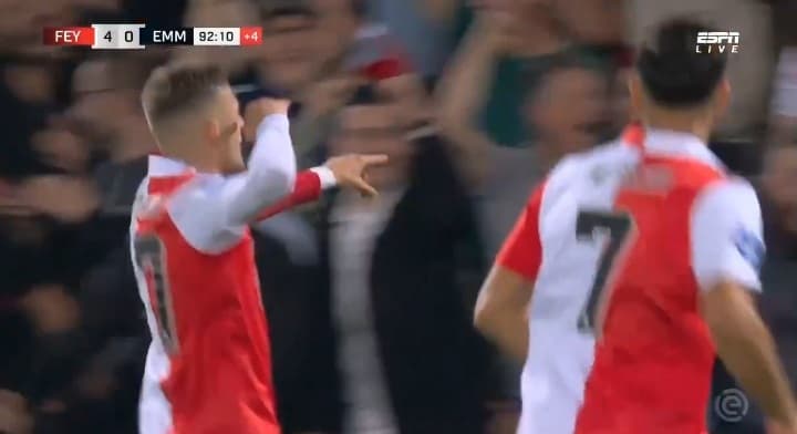 Debiutancki gol Sebastiana Szymańskiego dla Feyenoordu! Polak trafił w lidze holenderskiej [WIDEO]
