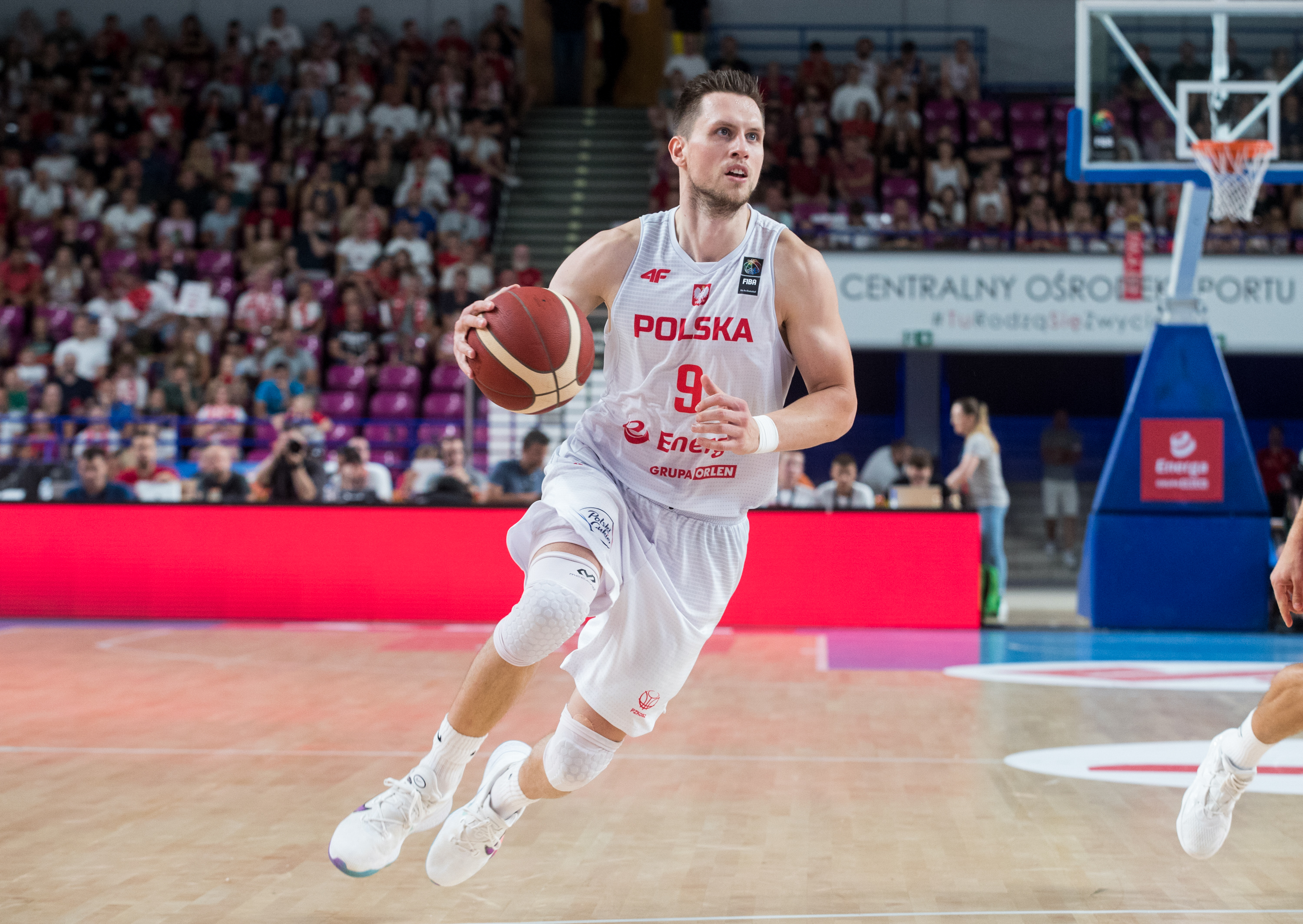 Trójkolorowi gromią Polaków w półfinale Eurobasketu! Biało-Czerwoni zagrają w niedzielę o brązowy medal [RELACJA]
