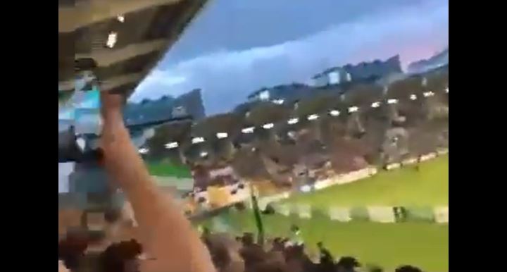 Irlandzcy kibice zbezcześcili pamięć Elżbiety II. Skandaliczna przyśpiewka na stadionie w Dublinie [WIDEO]