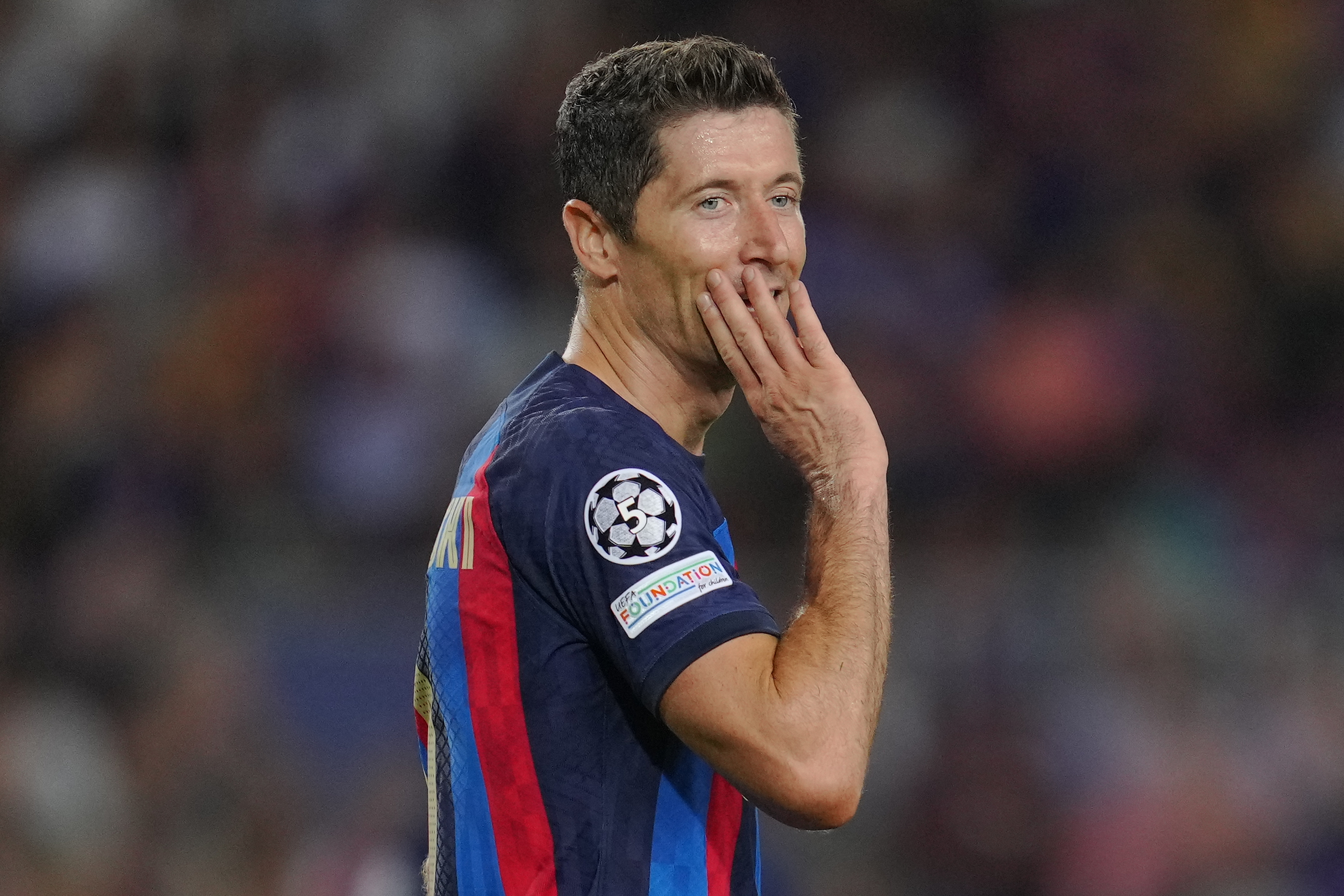 Selekcjoner zachwycony grą Roberta Lewandowskiego w FC Barcelonie. "Widać, że cieszy się życiem"
