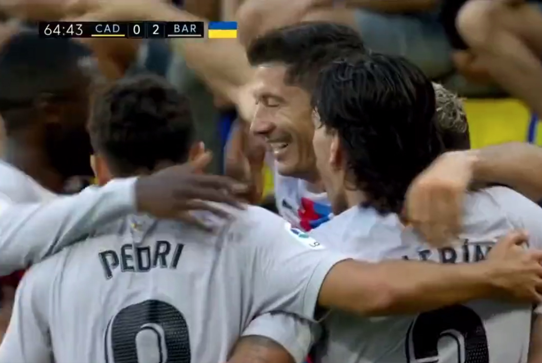 Robert Lewandowski się nie zatrzymuje! Gol i asysta Polaka w La Liga! [WIDEO]