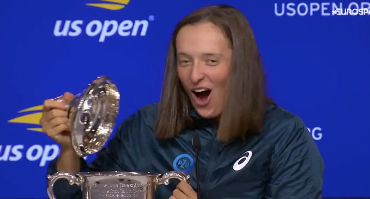 Iga Świątek dostała to, czego chciała. Słodka niespodzianka w pucharze US Open. Polka była zachwycona [WIDEO]