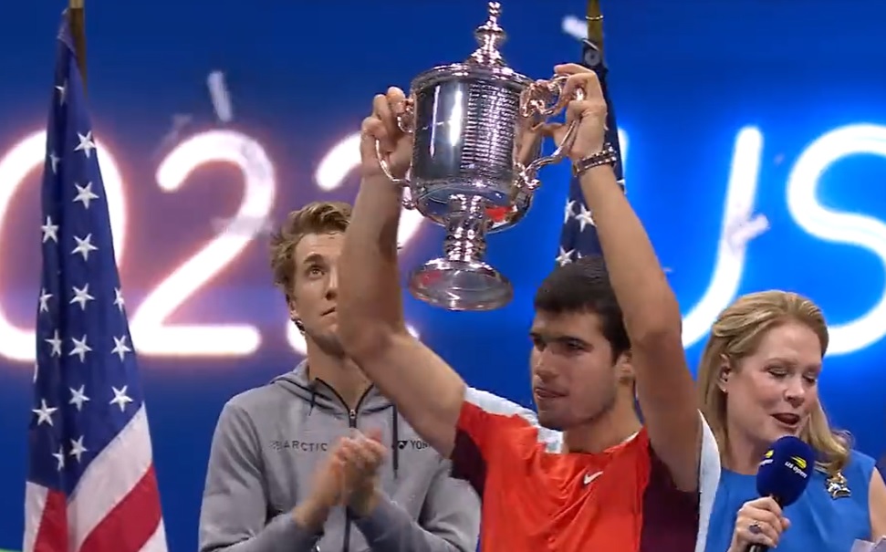 Carlos Alcaraz przeszedł do historii tenisa! Zwycięstwo w US Open otworzyło drzwi do legendy [WIDEO]