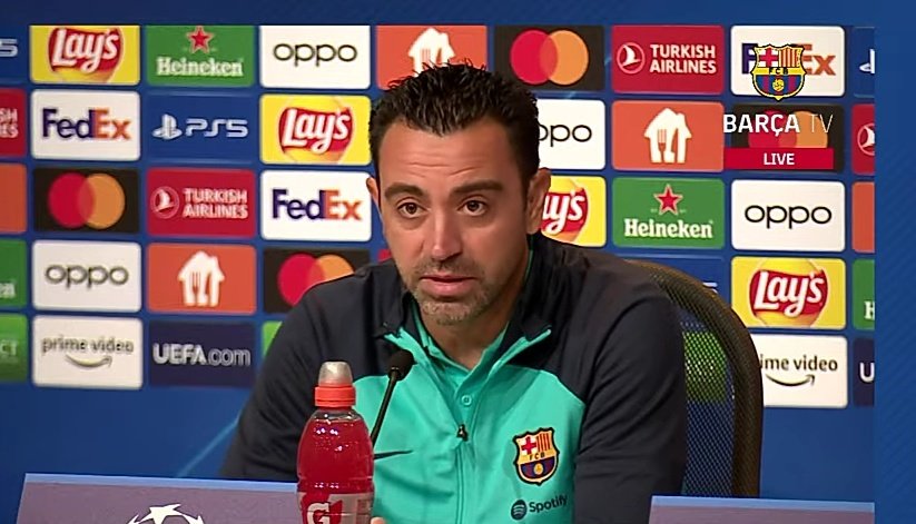 "Robert Lewandowski jest bardzo zmotywowany". Xavi o Polaku tuż przed meczem z Bayernem