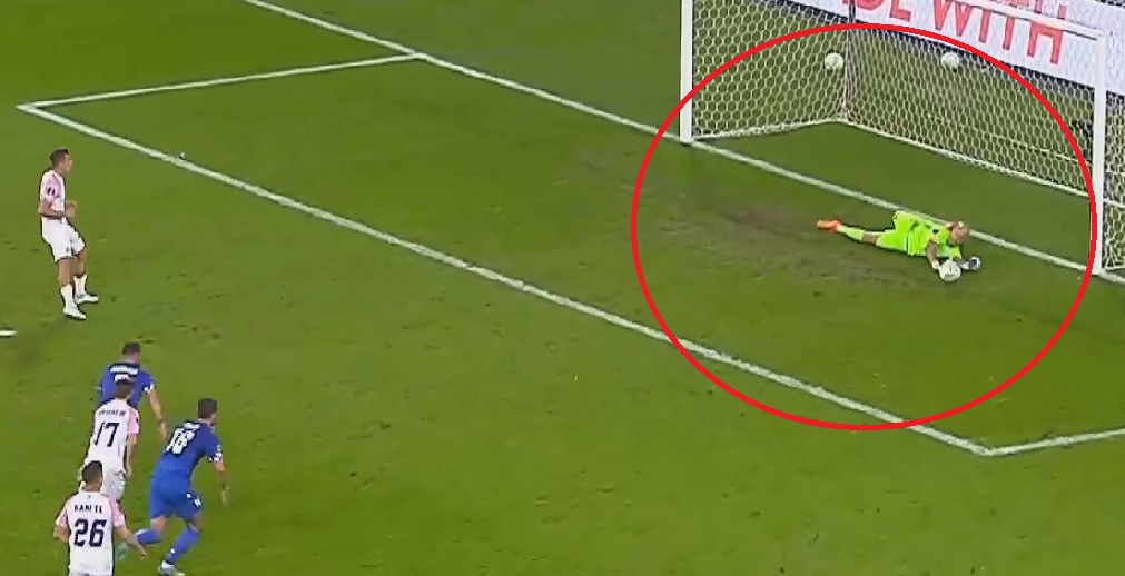 Filip Bednarek bohaterem Lecha Poznań! Bramkarz "Kolejorza" obronił rzut karny [WIDEO]