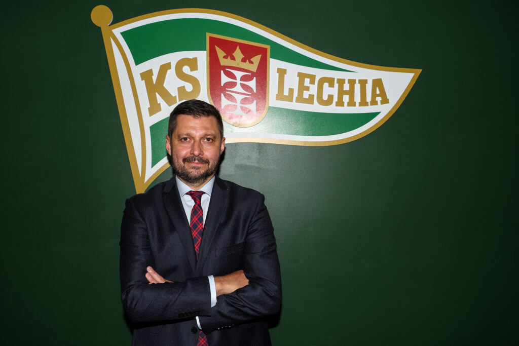 "Ta historia do czegoś zobowiązuje". Marcin Kaczmarek wychwala Widzew Łódź