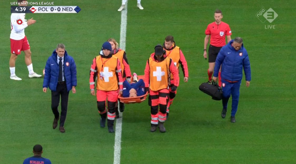Wielki pech reprezentanta Holandii. Doznał kontuzji w pierwszej minucie meczu z Polską