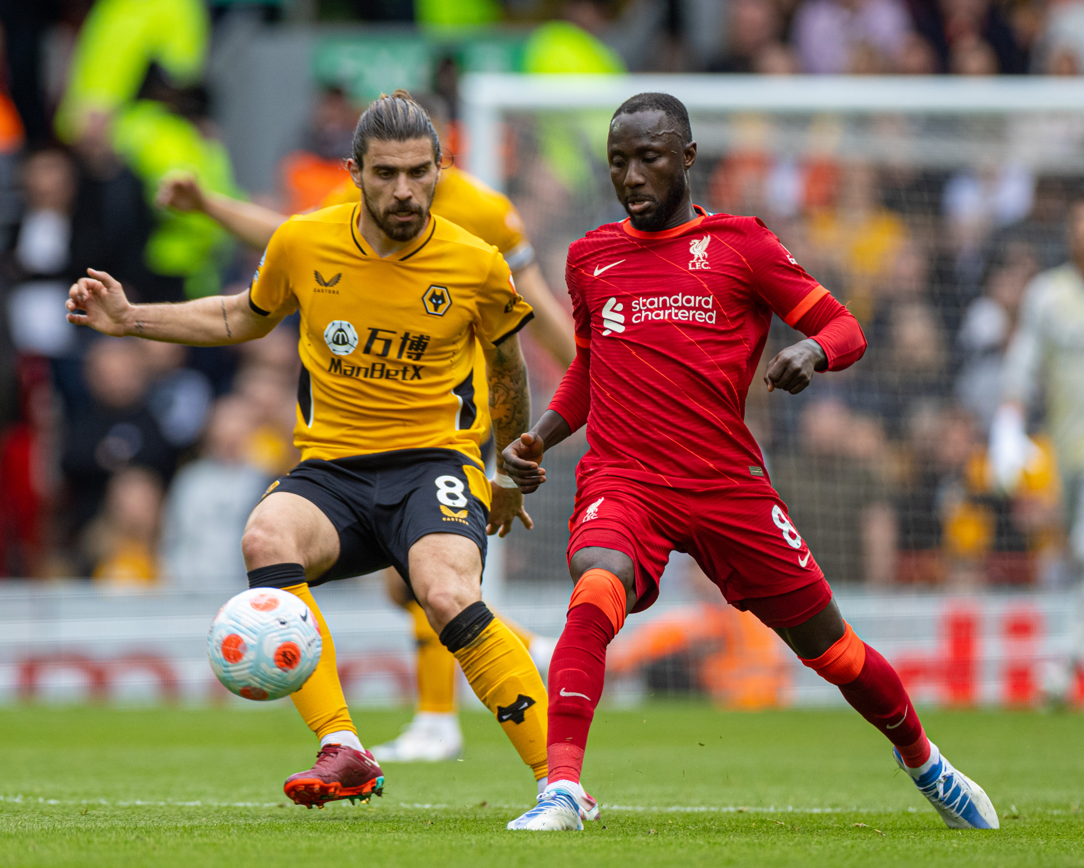 To się dzieje. Węgrzy ściągają historyczny niewypał Liverpoolu