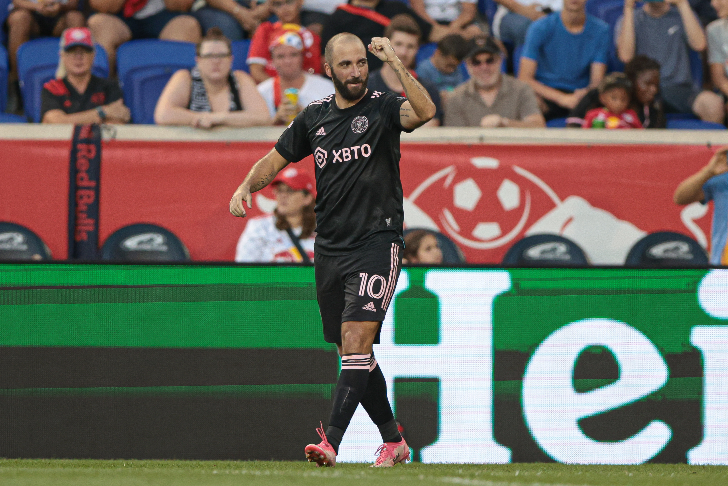 Słynny napastnik ogłosił zakończenie kariery! To jego ostatni sezon w profesjonalnym futbolu