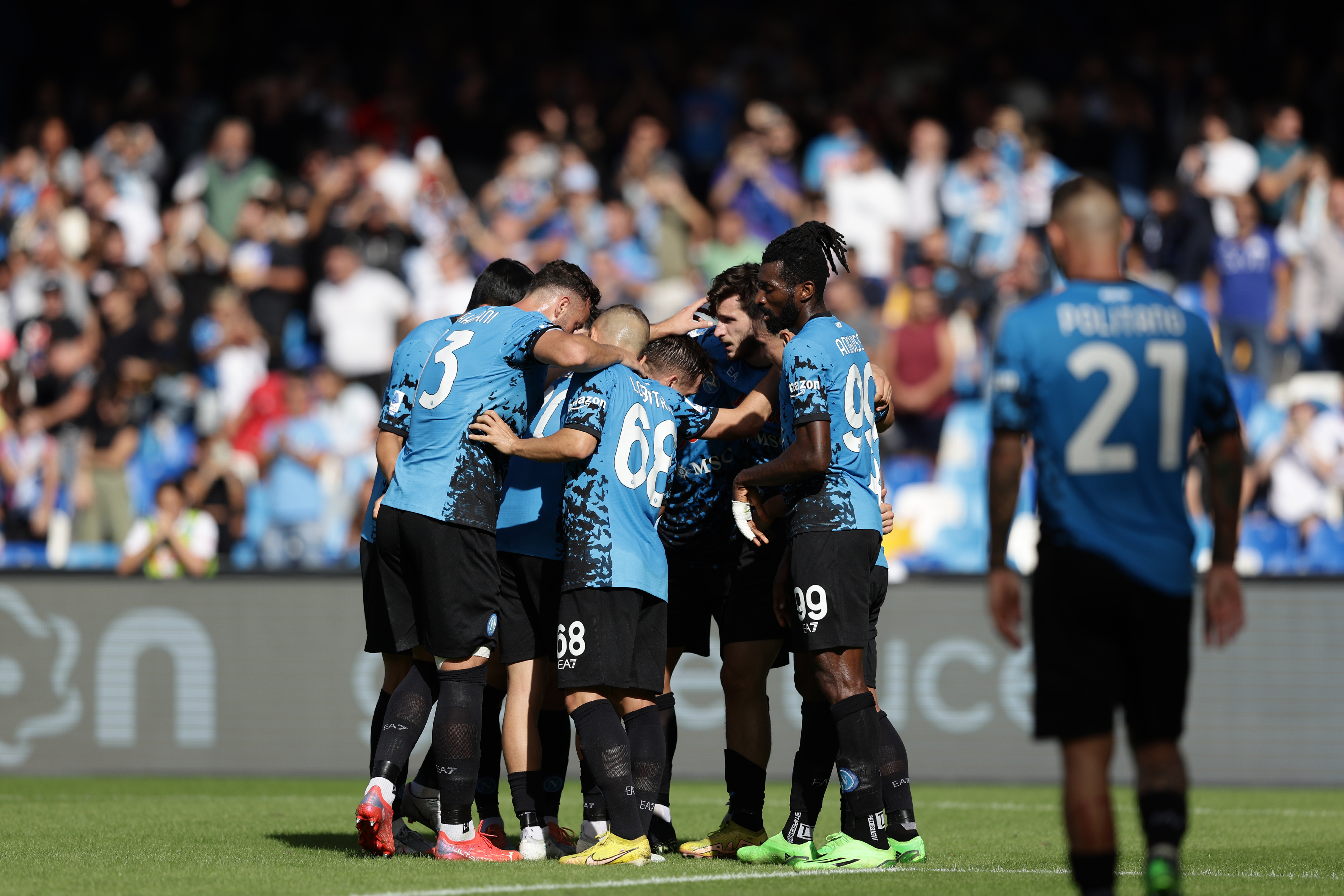 Piąte kolejne zwycięstwo Napoli w Lidze Mistrzów! Rezerwowy skład nie przeszkodził "Azzurrim" [WIDEO]