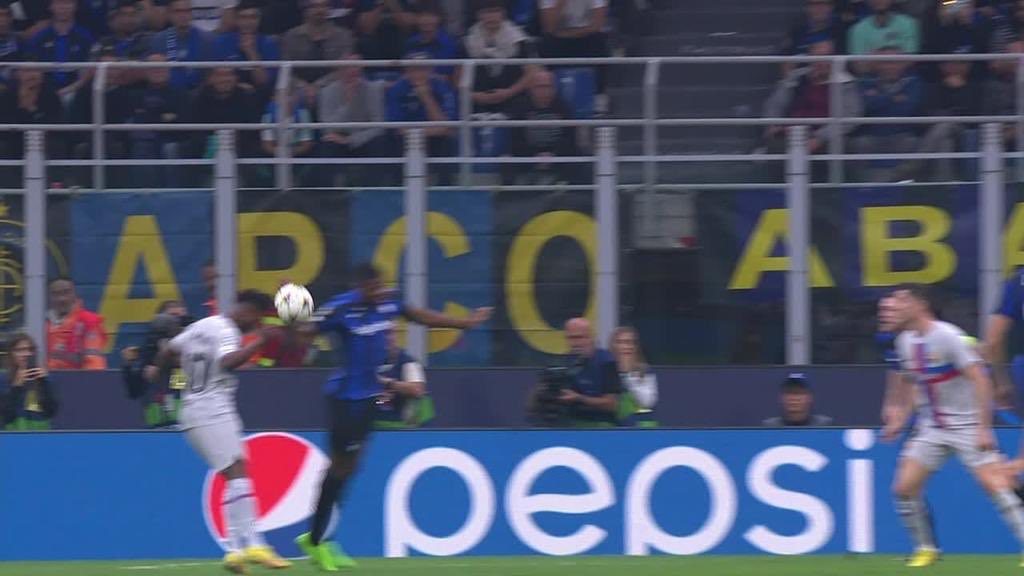 Były hiszpański arbiter skomentował pracę sędziego meczu Inter - Barcelona. Wymowne słowa
