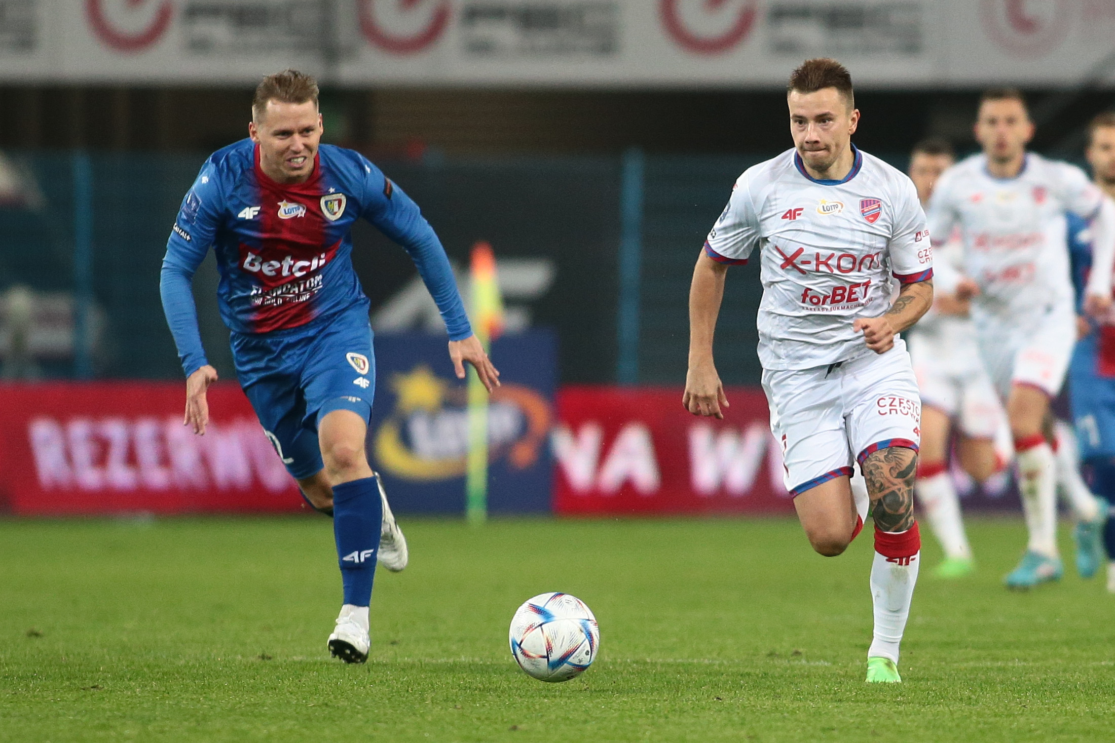 Raków Częstochowa przedłużył kontrakt z czołowym piłkarzem. Nie będzie rychłego transferu do Bundesligi