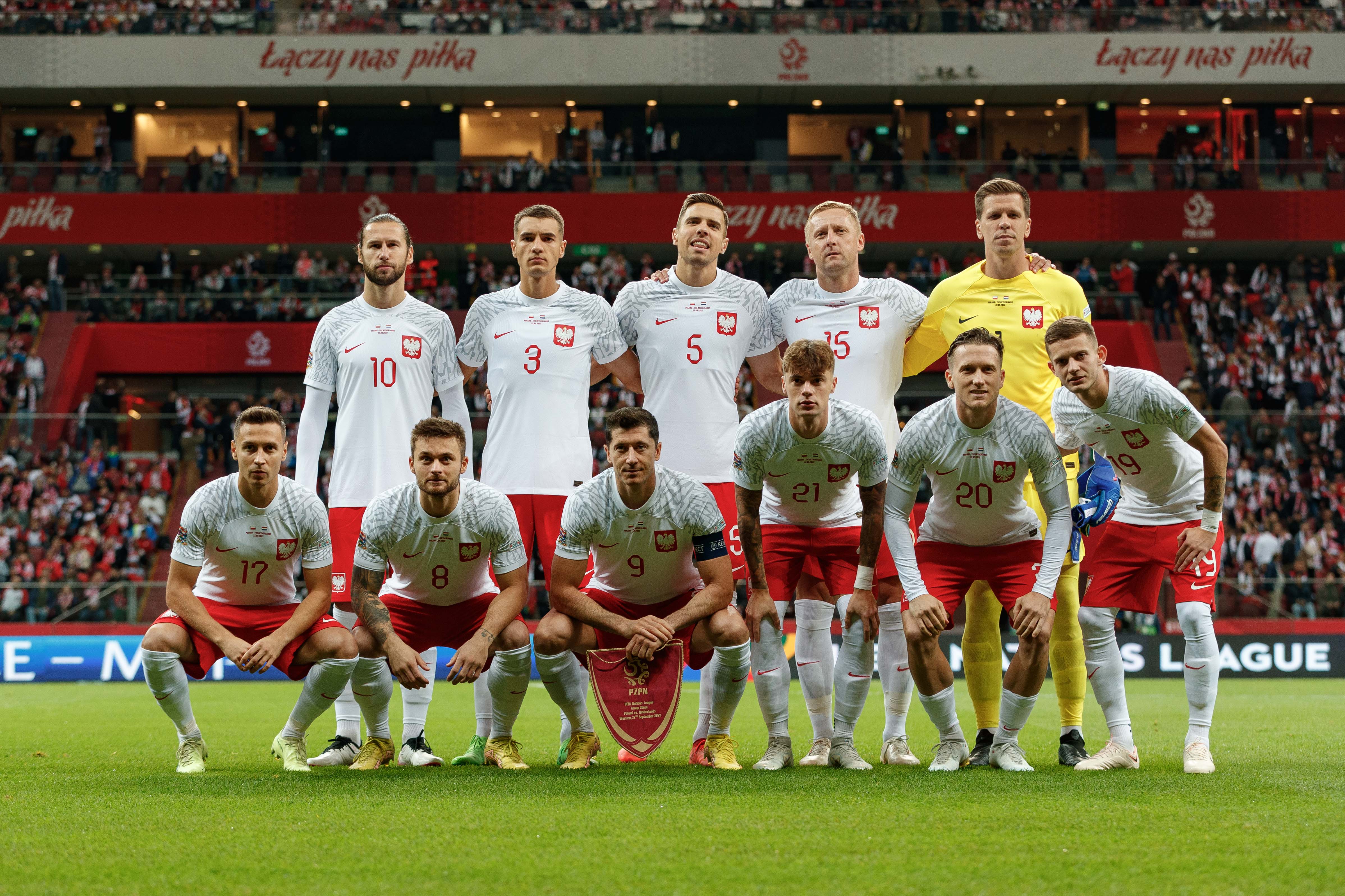 Ujawniamy tajemnice reprezentacji Polski. Tak piłkarze podzielili premie za awans do mistrzostw świata [WIDEO]