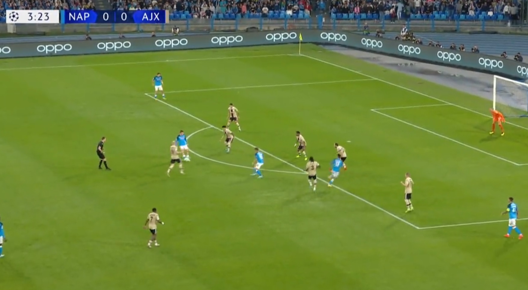 Cudowna asysta Piotra Zielińskiego w Lidze Mistrzów! Napoli zabawiło się z Ajaksem na początku meczu [WIDEO]