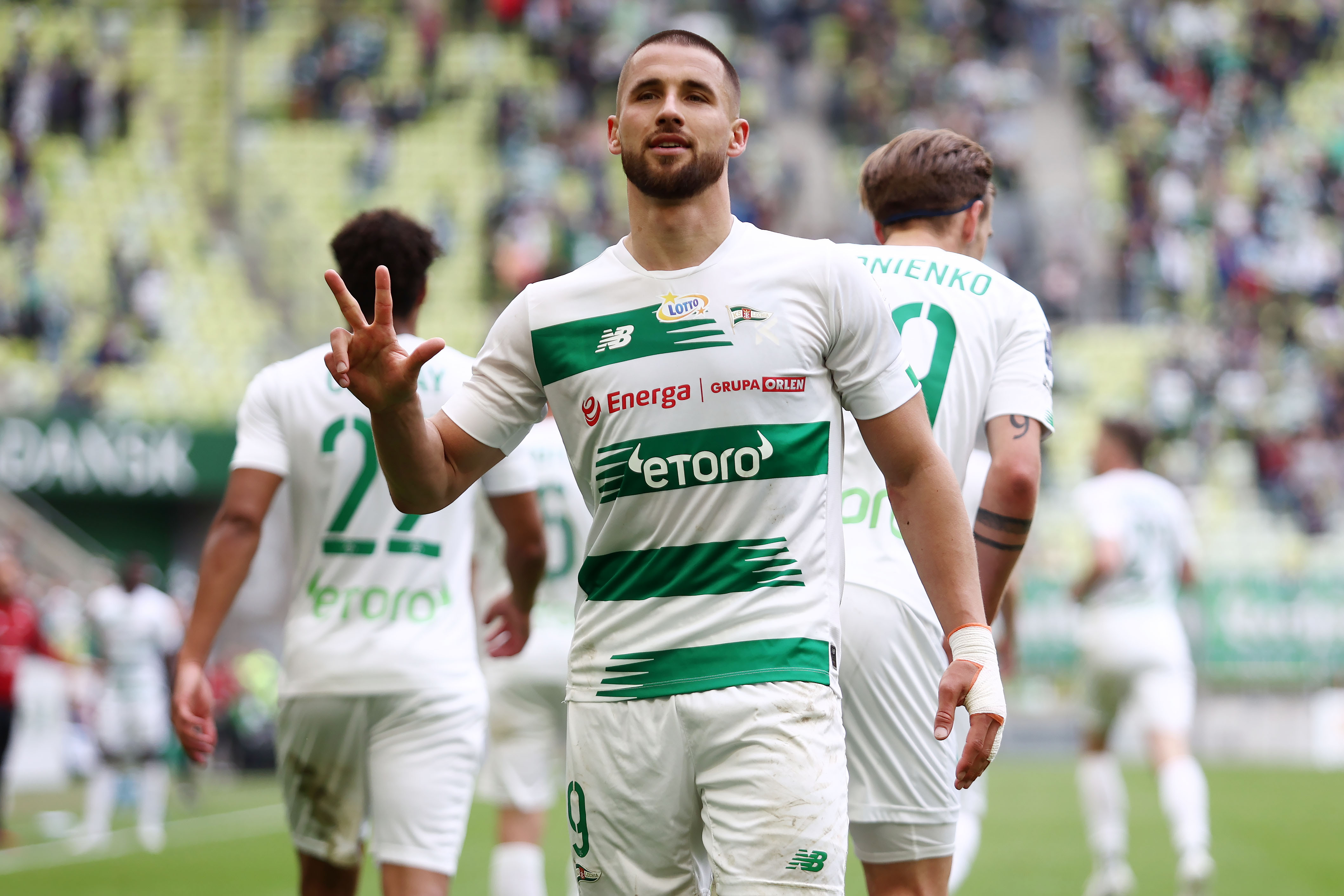Lechia Gdańsk finalizuje kolejny transfer wewnątrz Ekstraklasy. Pomocnik blisko zmiany klubu