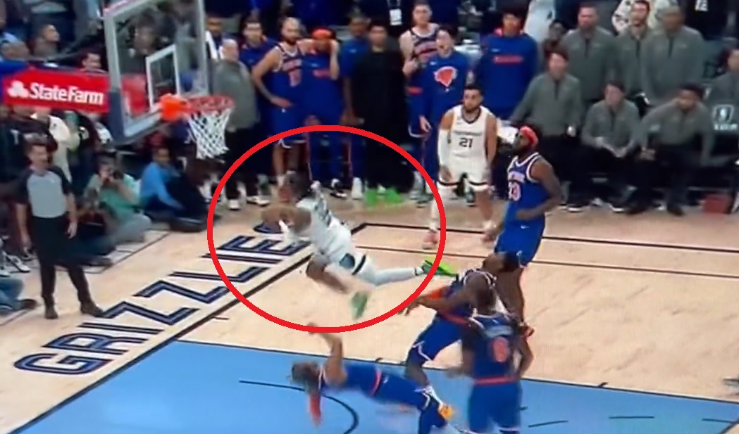 Spektakularna akcja w NBA! Morant leciał prosto na parkiet, ale i tak zdobył punkty. Do czasu [WIDEO]