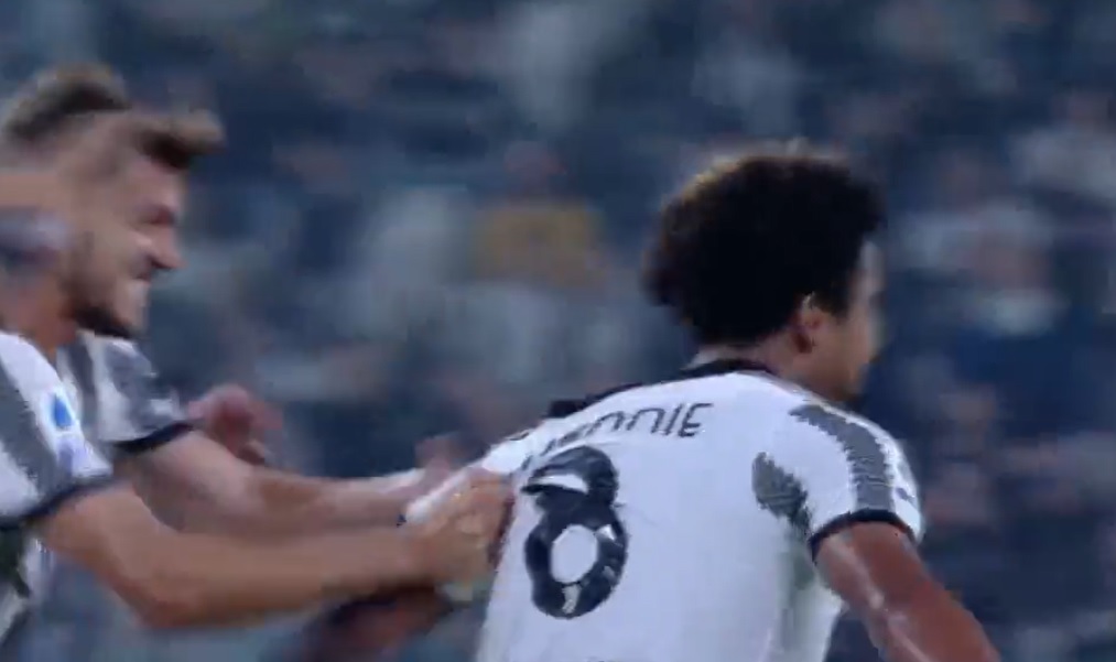 Juventus wraca do żywych w pięknym stylu. Drugie zwycięstwo z rzędu i kolejny pewny występ Szczęsnego [WIDEO]