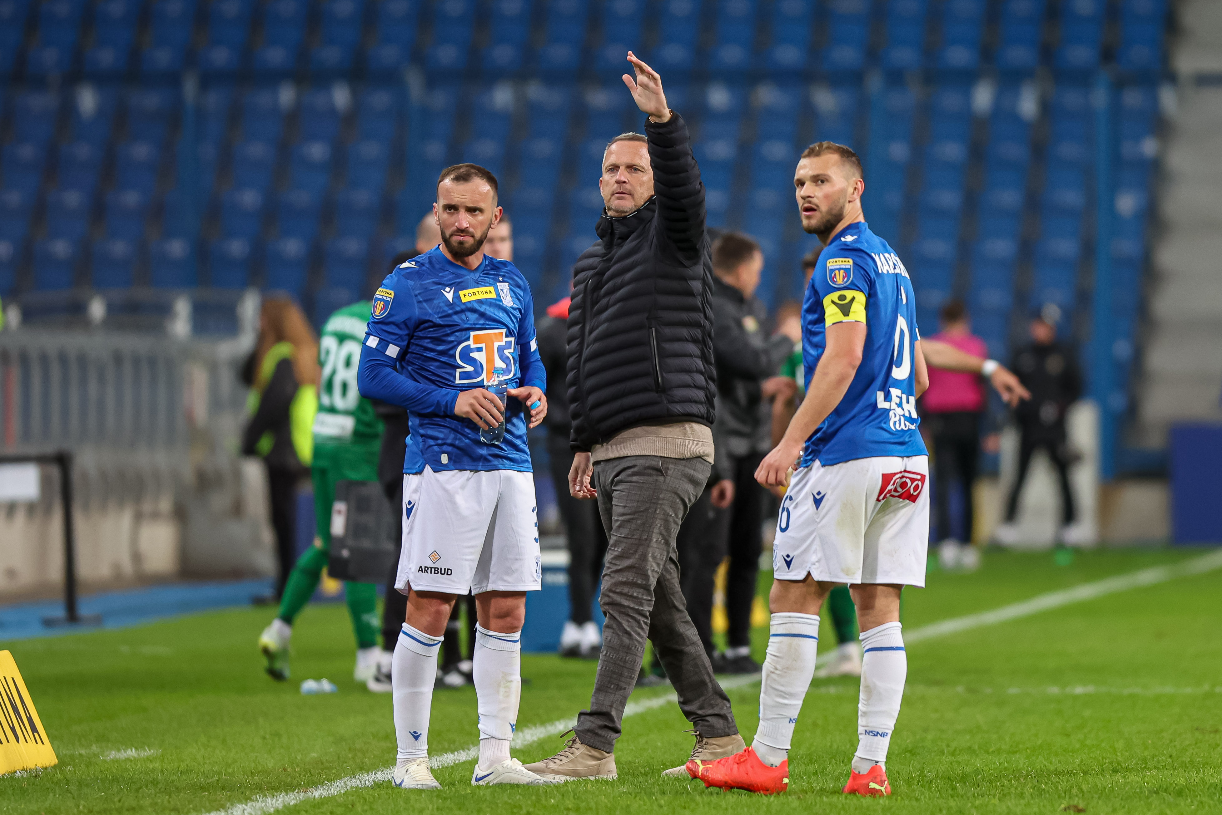 Składy na mecz Legia Warszawa - Lech Poznań. Runjaic i Van den Brom odkryli karty przed hitem Ekstraklasy
