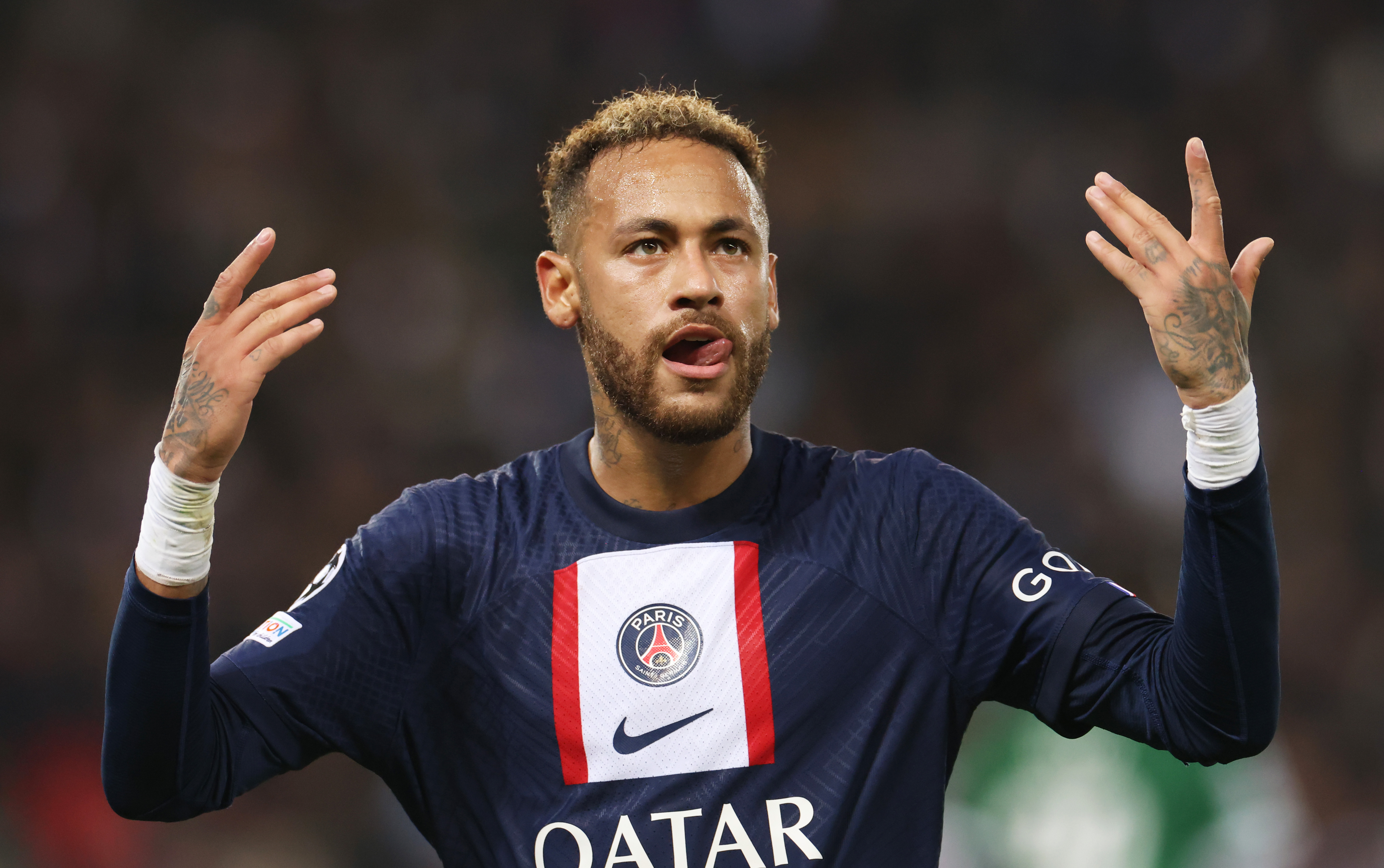 Neymar ma szukać nowego klubu! PSG podjęło decyzję, gwiazdor na liście skreślonych. Szokujące towarzystwo