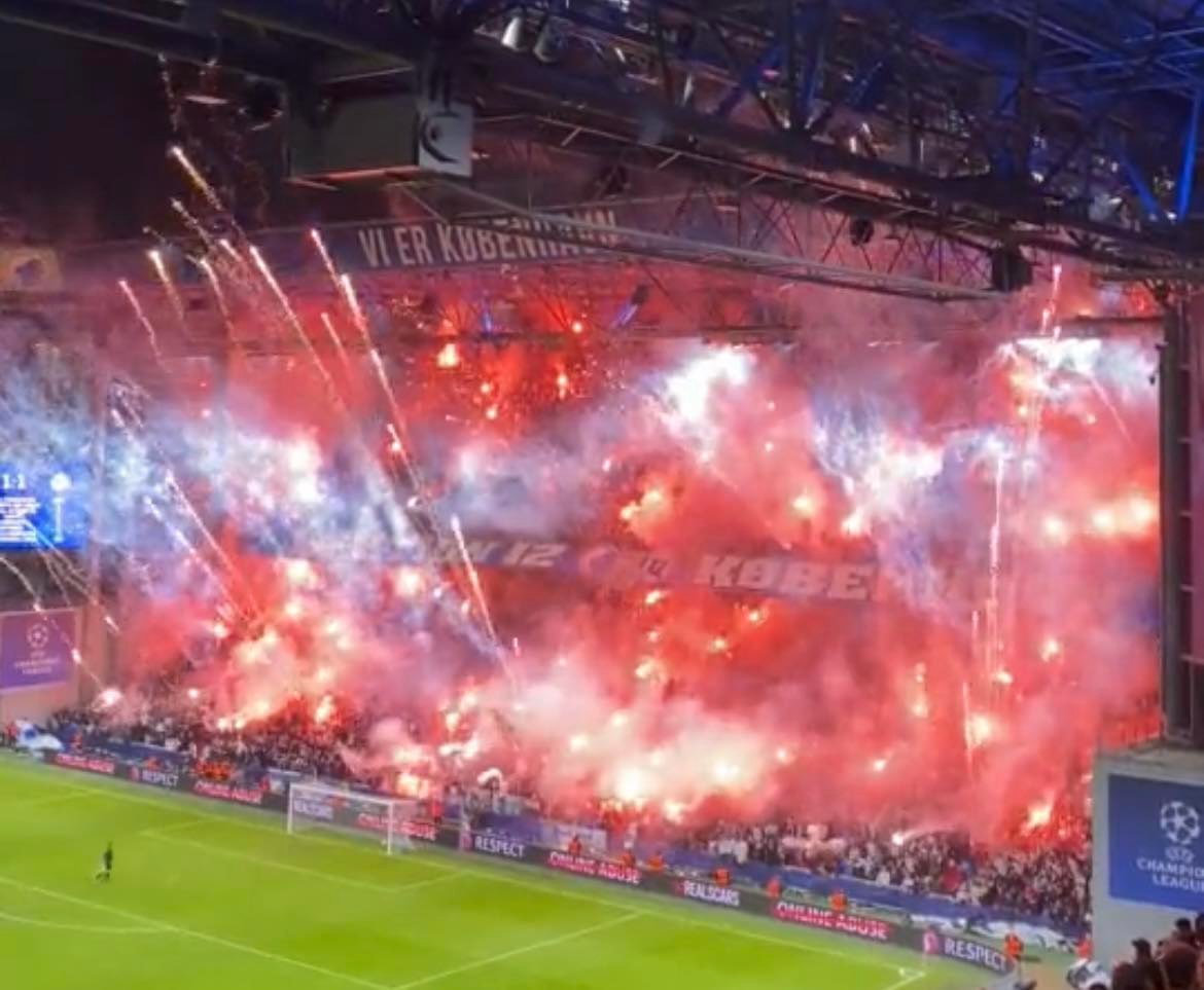 Niezwykła oprawa kibiców FC Kopenhagi. W efektownym stylu pożegnali się z europejskimi pucharami [WIDEO]