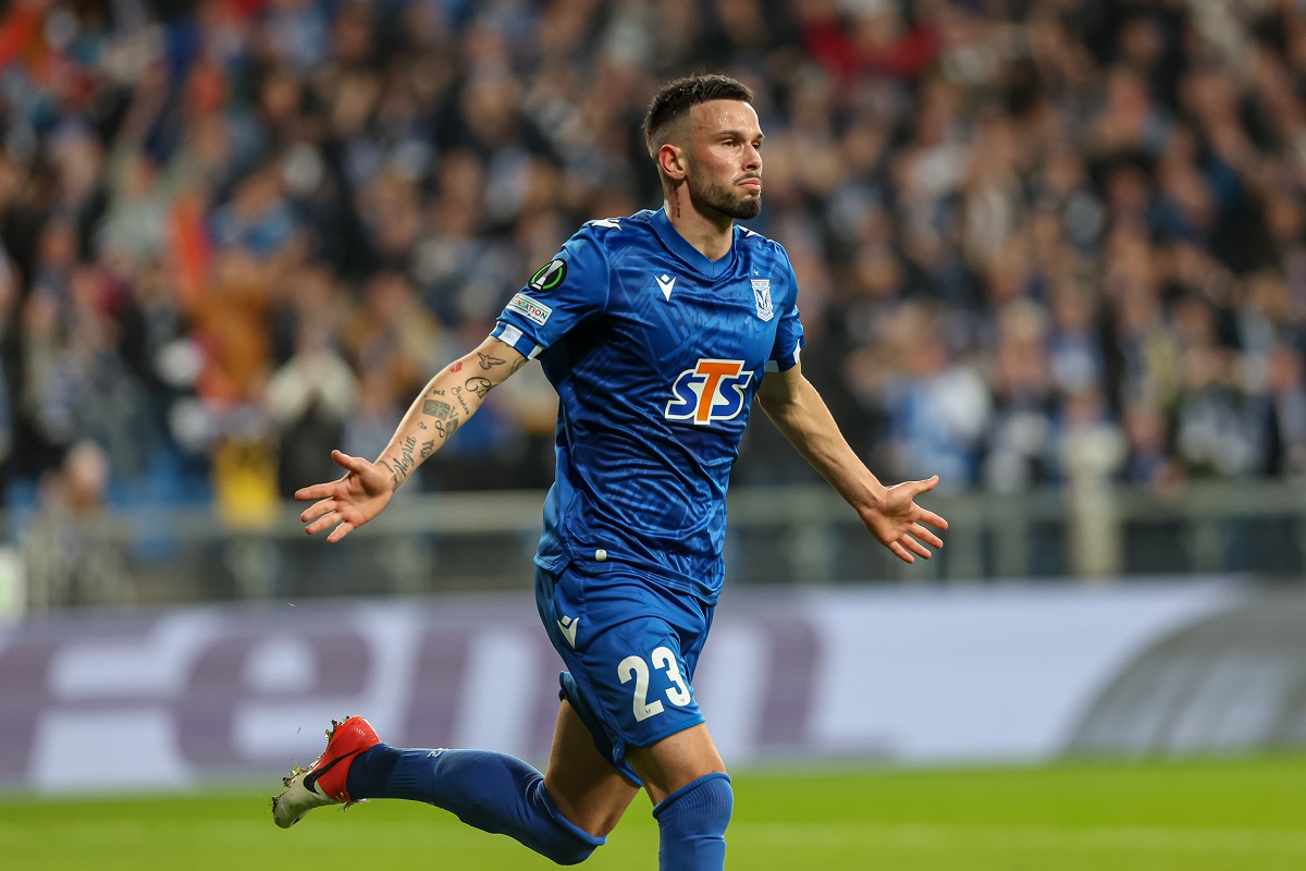 Oceny po meczu Lech Poznań - Villarreal. Kapitalni Velde i Skóraś, solidny Ishak, pewny Bednarek