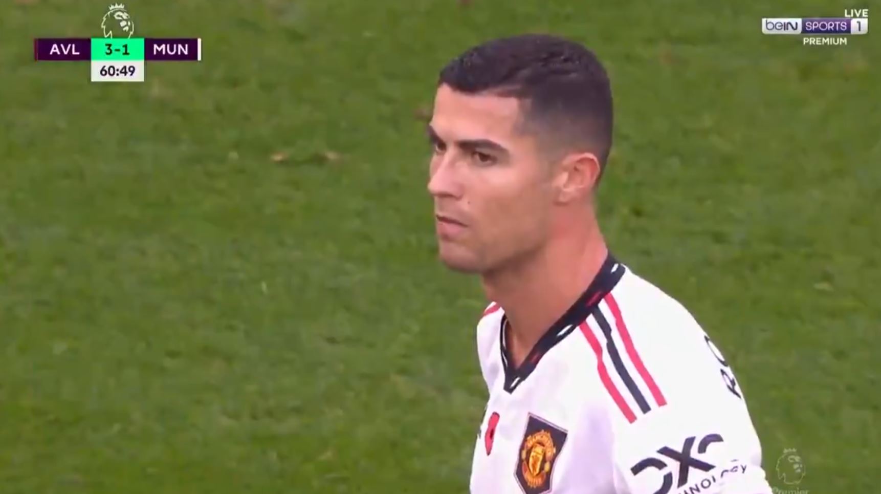 Cristiano Ronaldo puściły nerwy w meczu Manchesteru United. Wdał się w zapasy z rywalem [WIDEO]