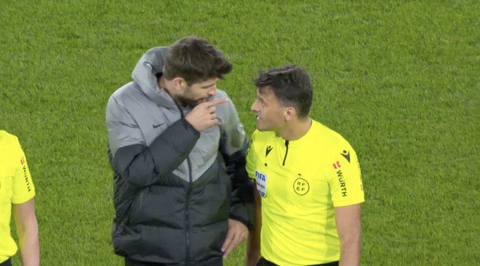 Pique nie wytrzymał i obraził sędziego. Bardzo mocne słowa zawodnika Barcelony