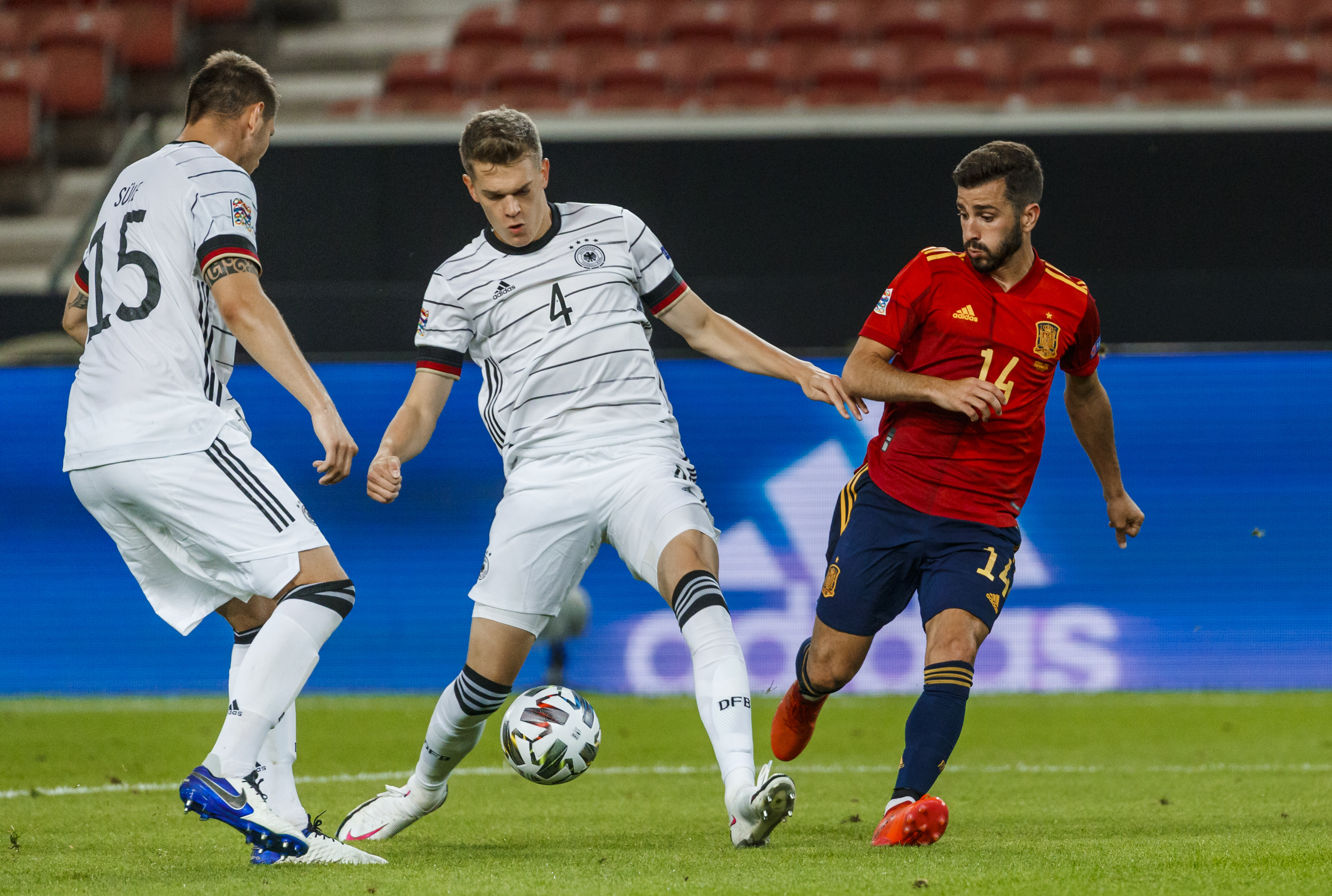 Zmiana w reprezentacji Hiszpanii. Piłkarz FC Barcelony zastąpi kontuzjowanego kolegę