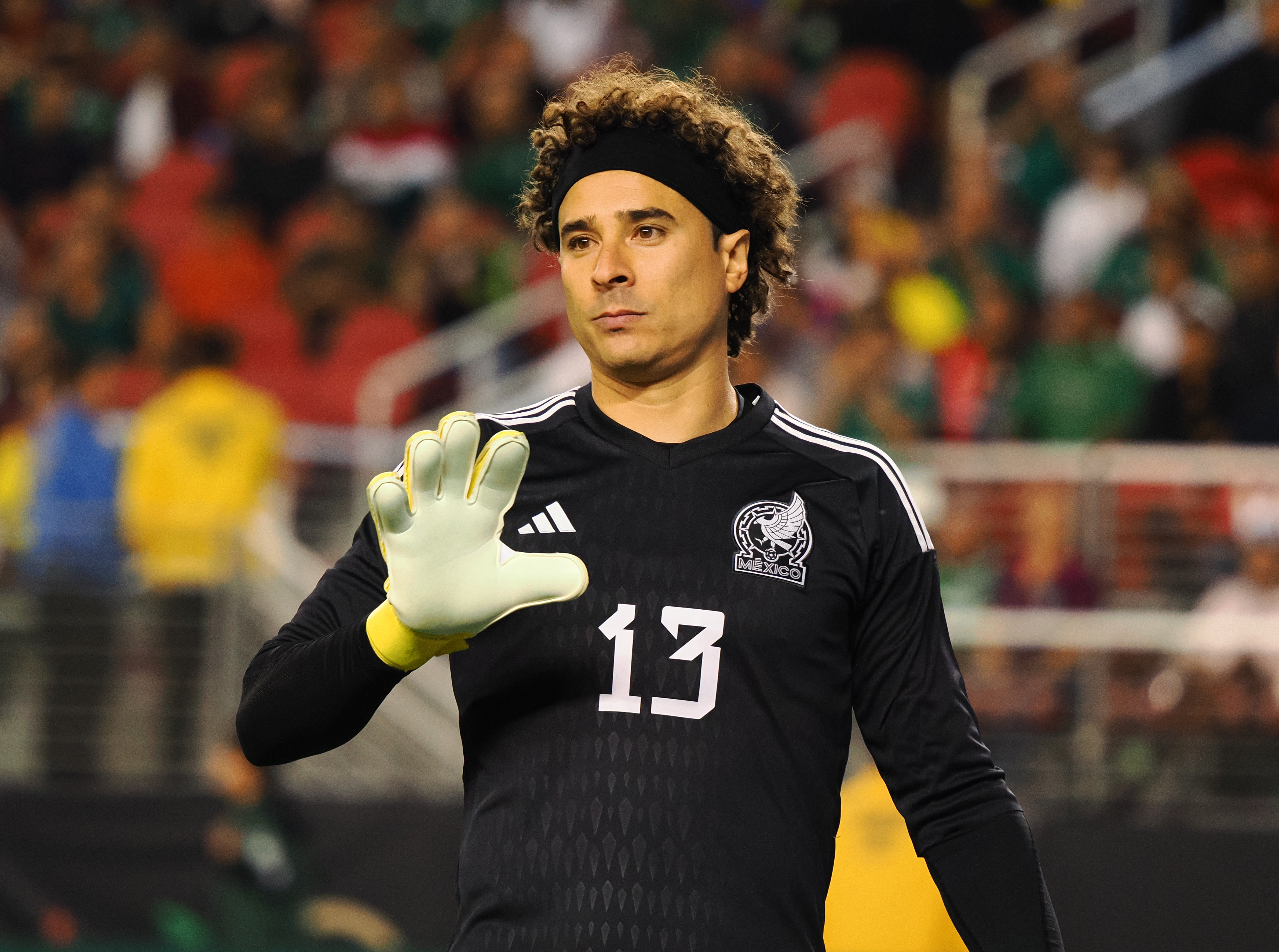 Guillermo Ochoa wraca do Europy. Legenda mundiali zagra w Serie A, będzie dzielił szatnię z Polakiem