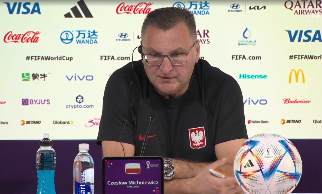 "Żarty się skończyły. Tworzycie inną rzeczywistość". Michniewicz nie chce psuć atmosfery w reprezentacji