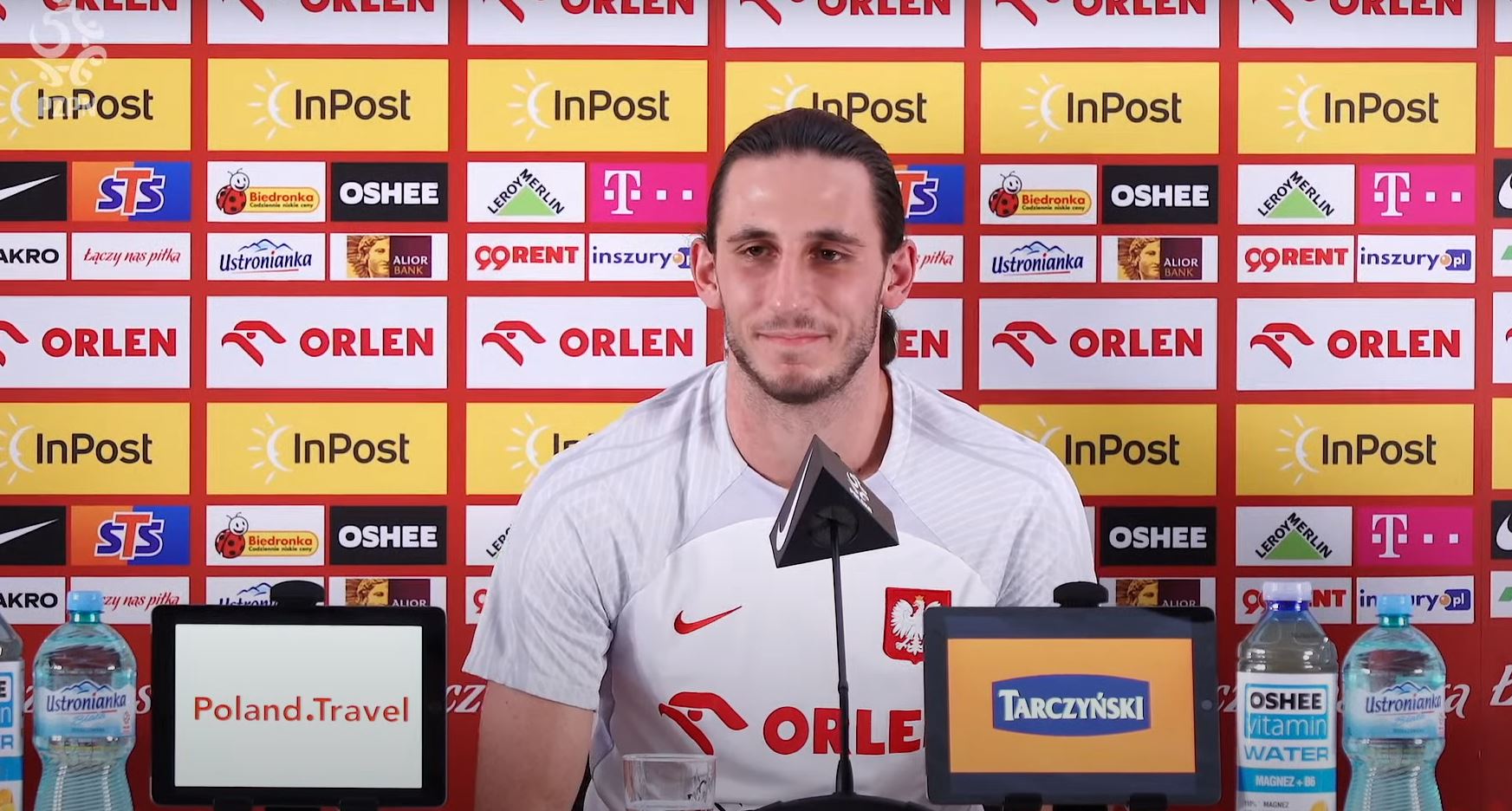 Kamil Grabara odniósł się do kontrowersyjnych słów. "Chyba bierzemy pewne sprawy zbyt poważnie" [WIDEO]