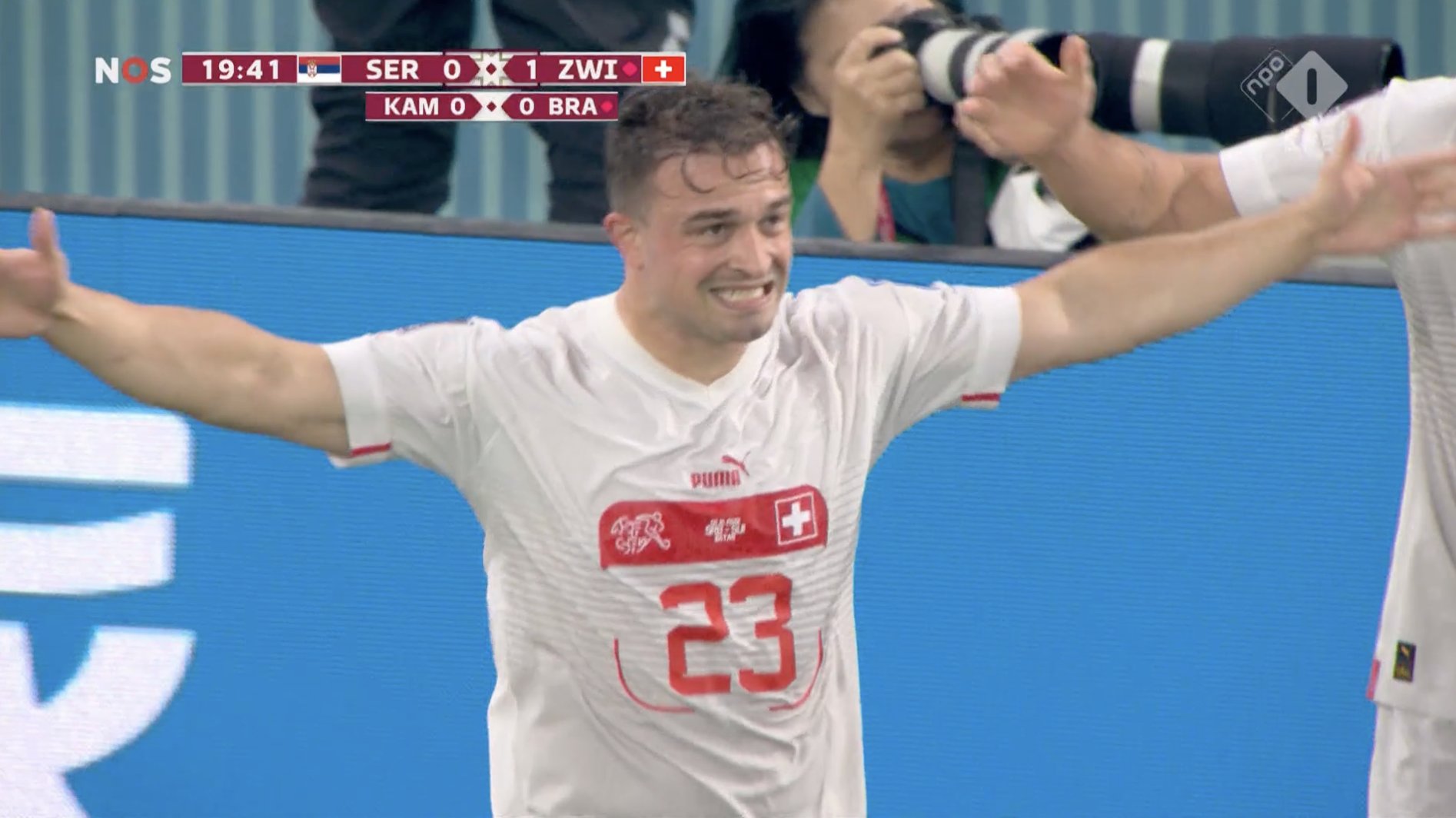 "Czarny koń" odpada z mundialu! Szalona radość i szalony mecz Szwajcarów [WIDEO]