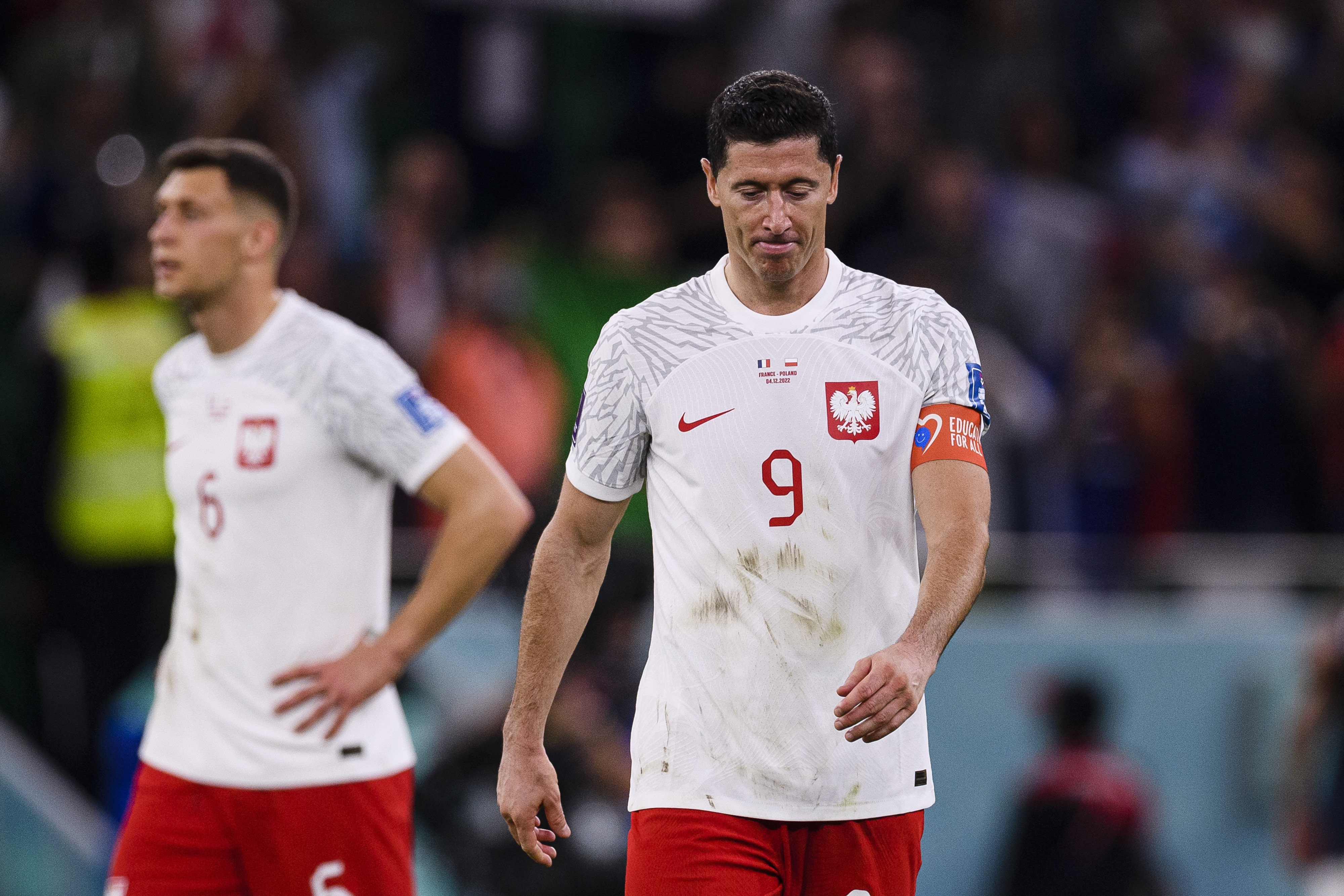 "Prawie nic nie zrobił!". Legendarny piłkarz krytykuje Lewandowskiego