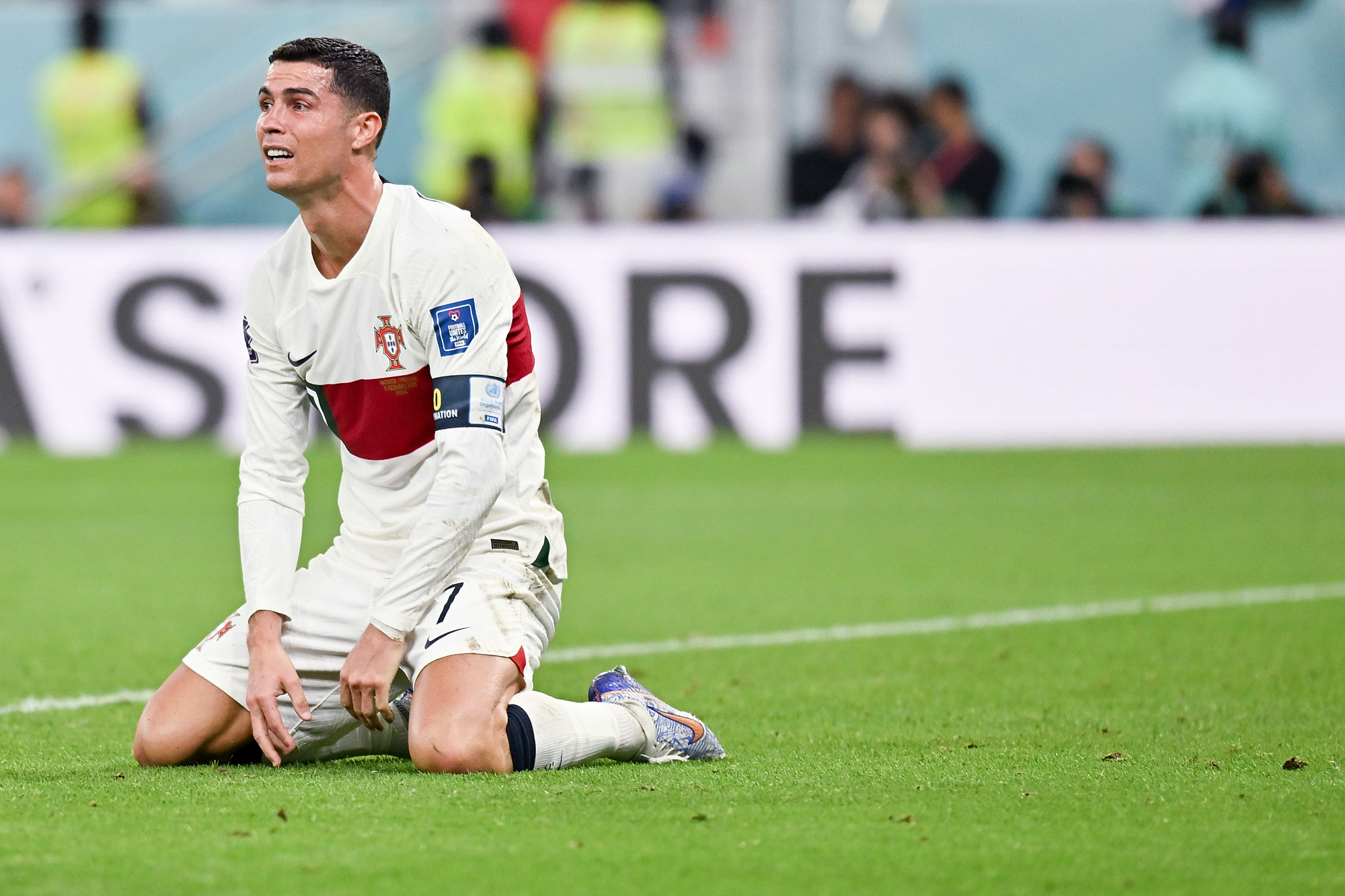 "Nie miał w sobie tyle godności, żeby to zrobić". Hamann oburzony zachowaniem Ronaldo