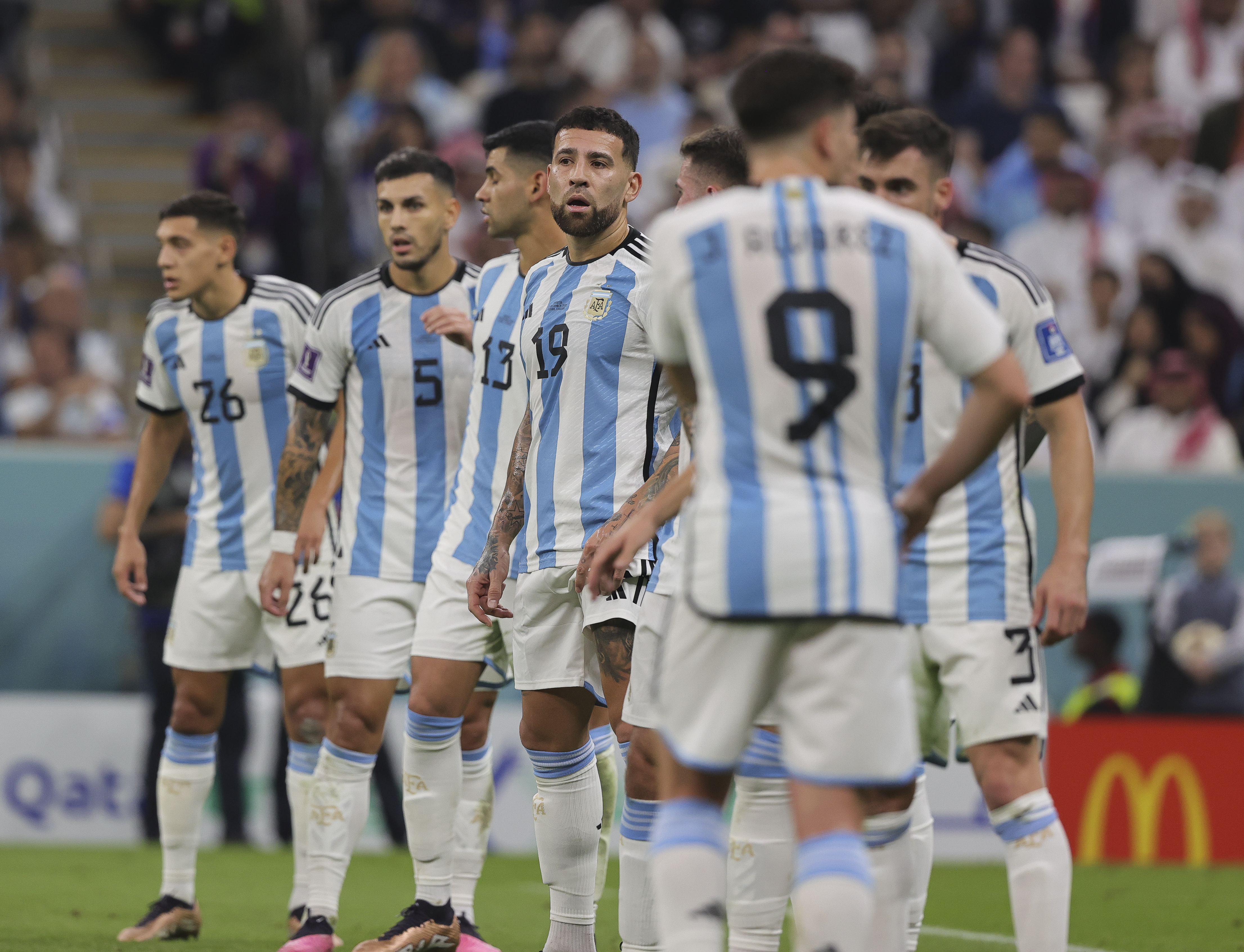 "Chcę, byś wygrał mundial i tu przyszedł". Bohater Argentyny zachęcany do transferu przez trenera